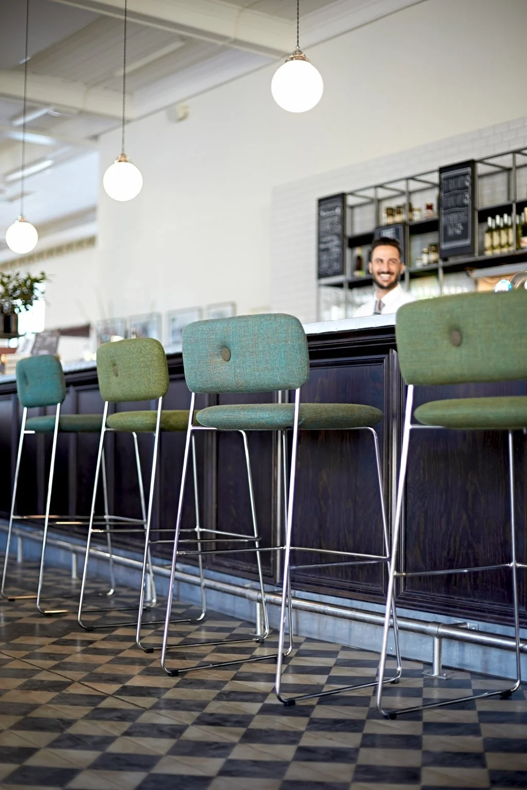 Dundra_Seating_GuestDiningStool_ScandinavianSpaces_EnvironmentImage_10.jpeg