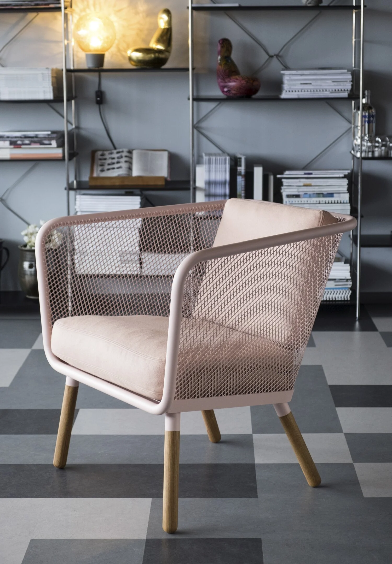 Honken_Seating_LoungeChairSofa_ScandinavianSpaces_EnvironmentImage_2.jpeg