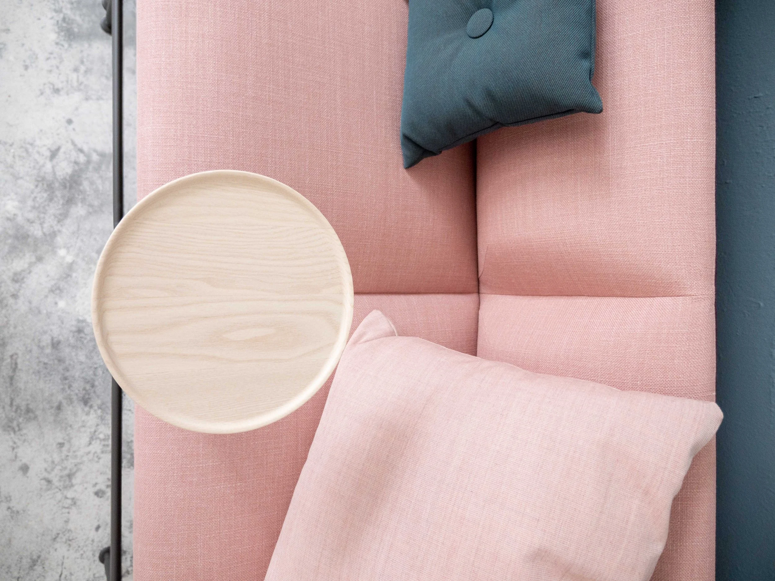 Alto_Seating_SofaModular_ScandinavianSpaces_EnvironmentImage_4.jpg
