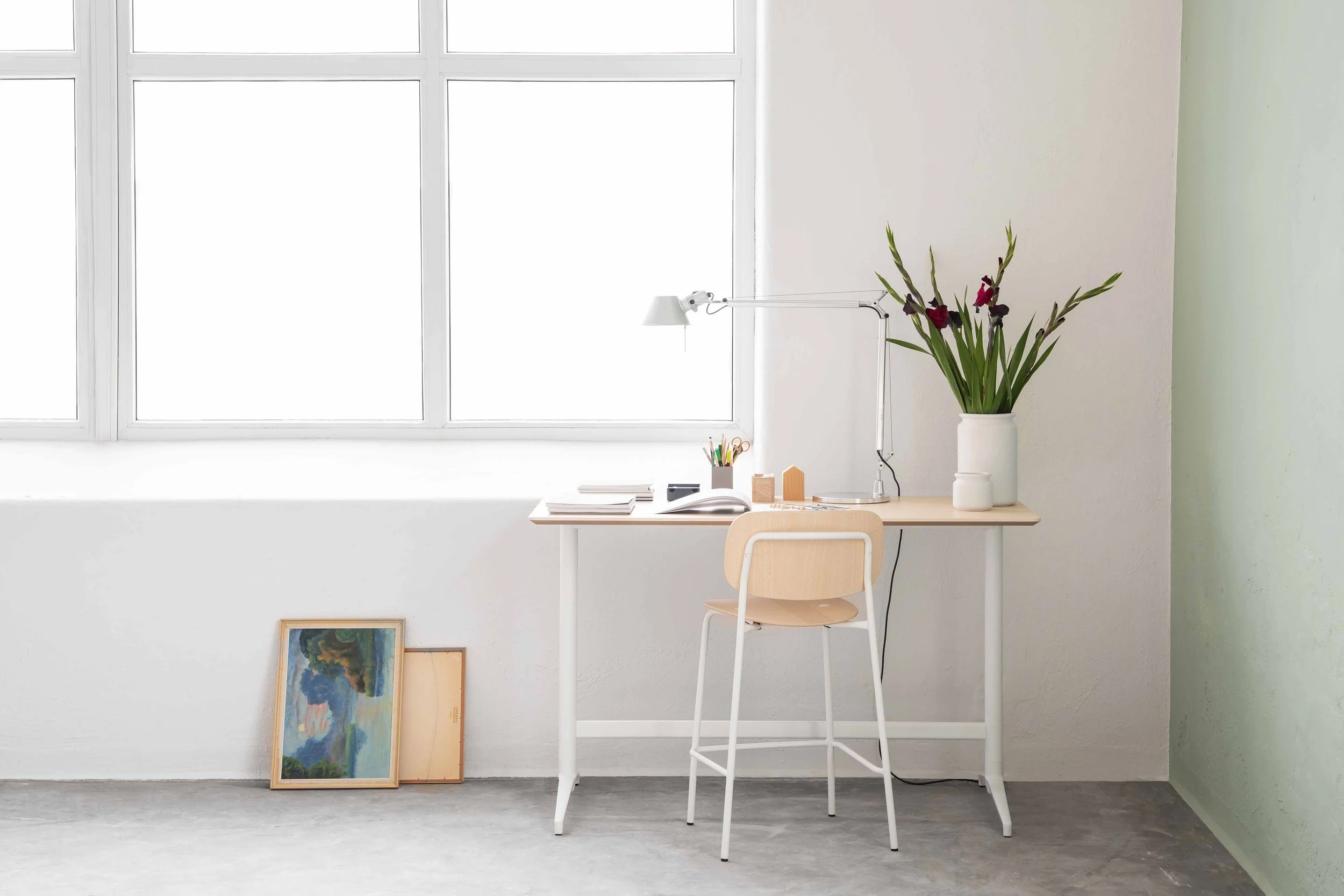 Anagram_Seating_GuestDiningStool_ScandinavianSpaces_EnvironmentImage_9.jpg