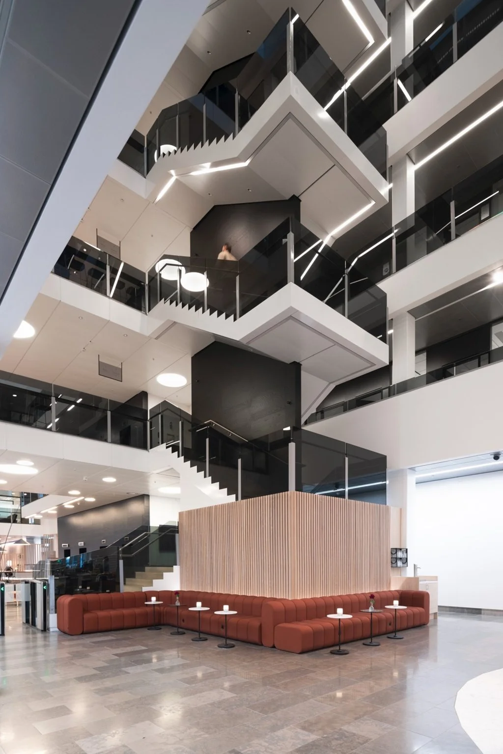 Couronne_Tables_Occasional_ScandinavianSpaces_EnvironmentImage_6.jpeg