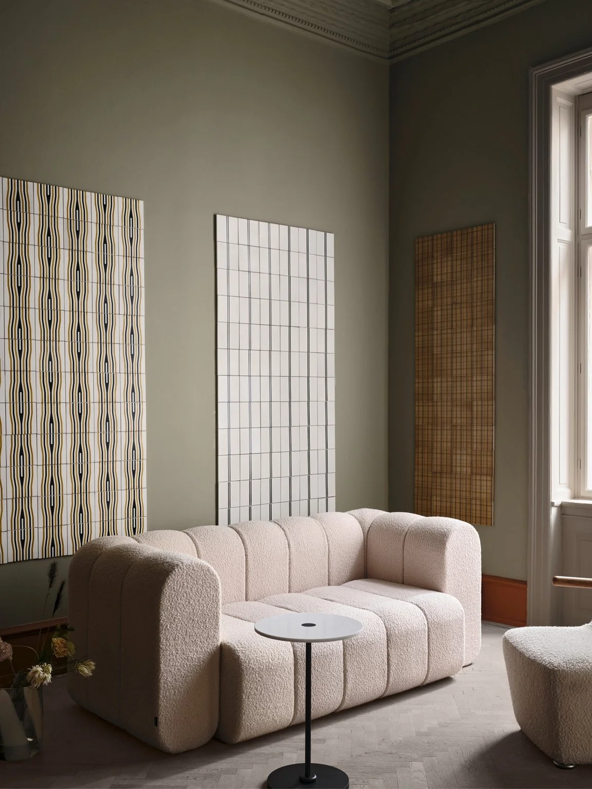 Couronne_Tables_Occasional_ScandinavianSpaces_EnvironmentImage_15.jpeg