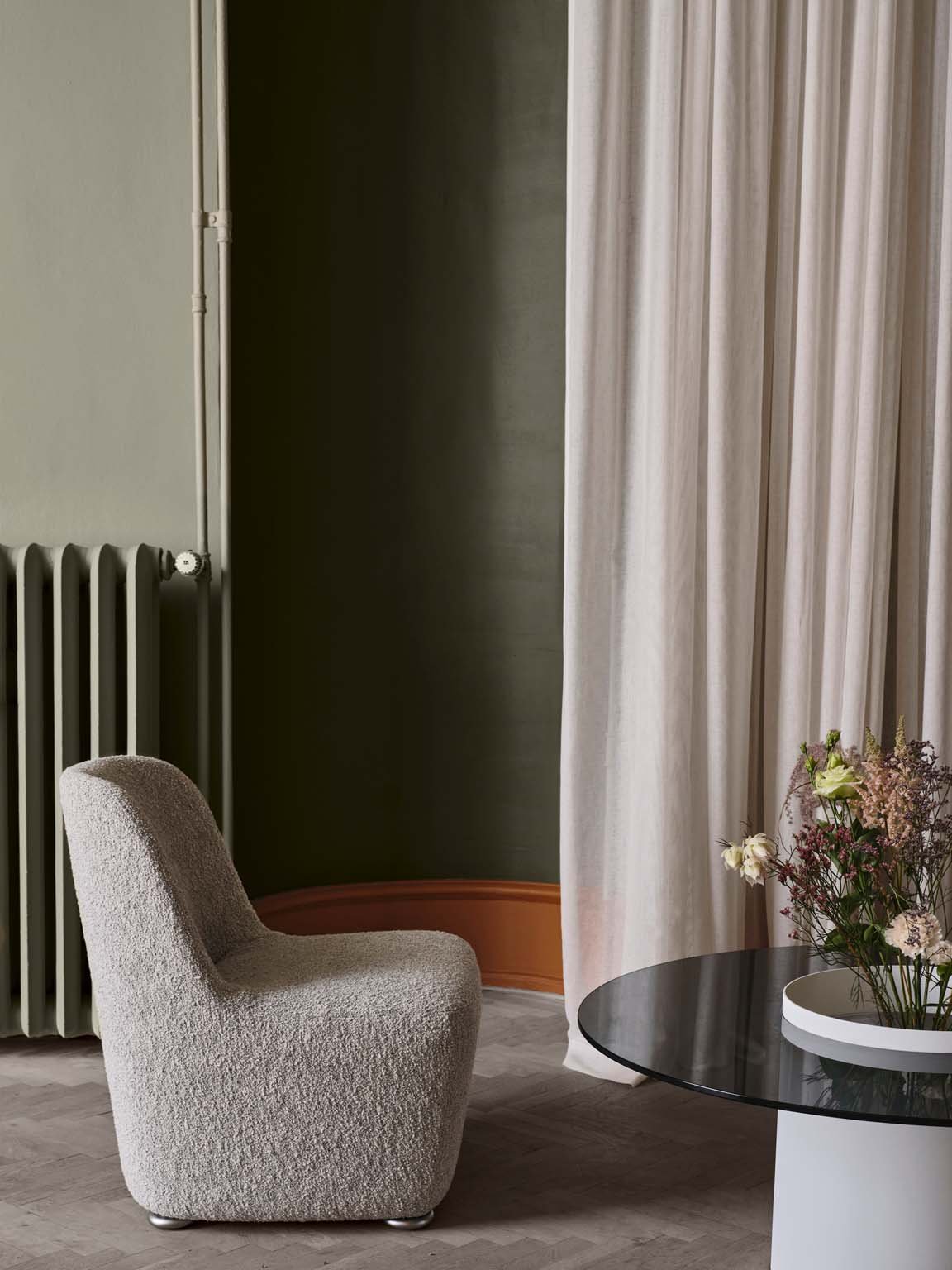 Jackson_Seating_LoungeChair_ScandinavianSpaces_EnvironmentImage_3.jpg