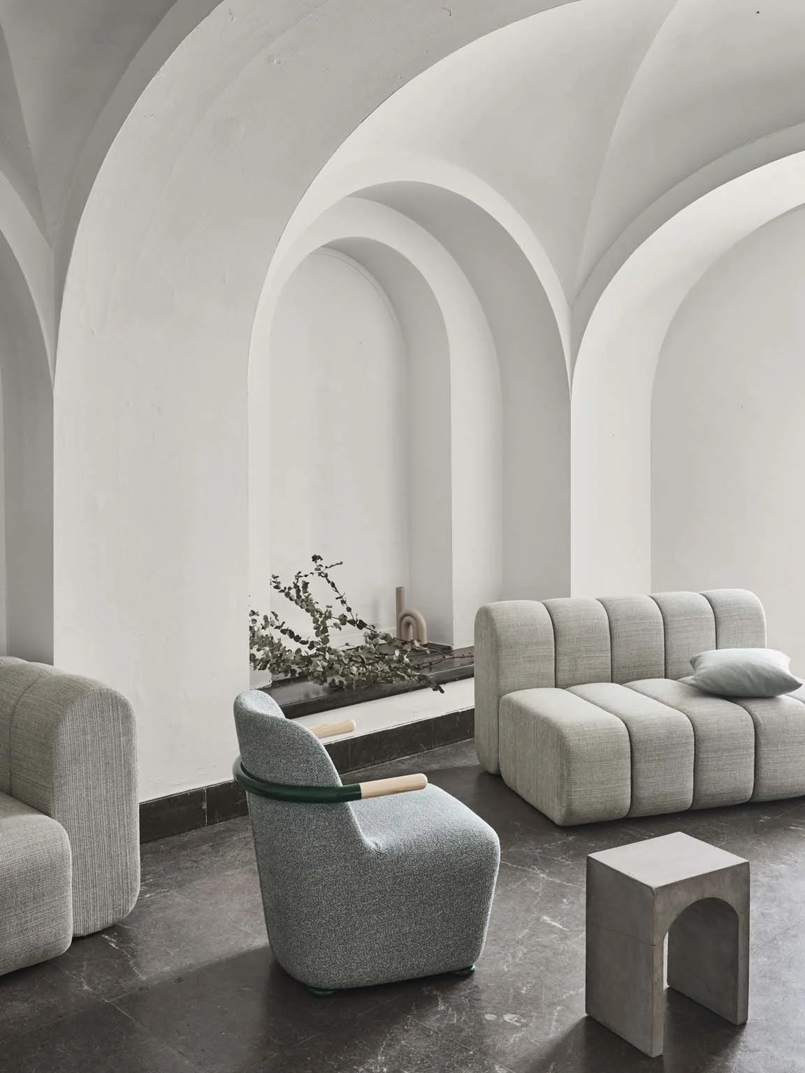 Jackson_Seating_LoungeChair_ScandinavianSpaces_EnvironmentImage_6.jpg