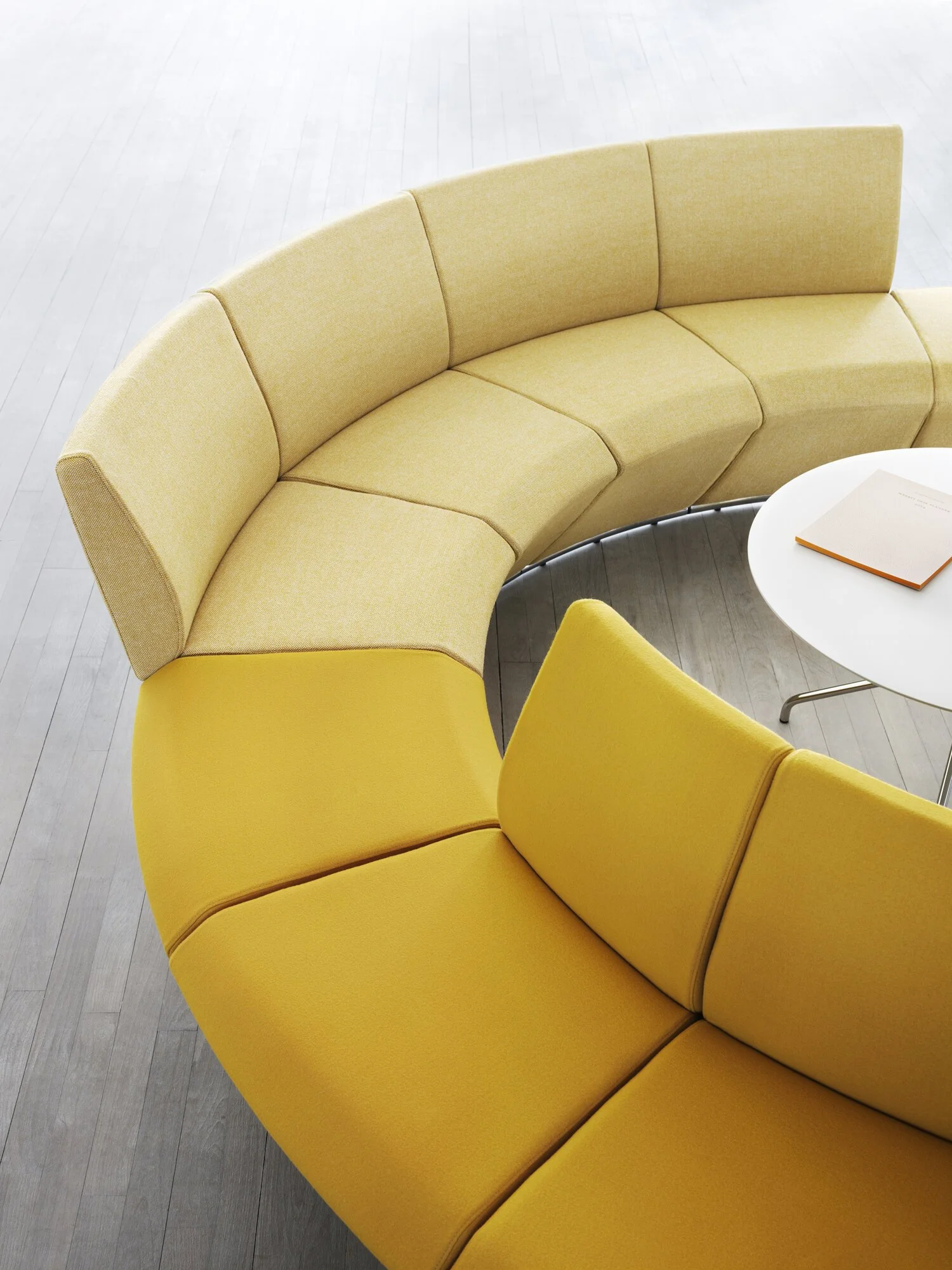 Spino_Seating_SofaModular_ScandinavianSpaces_EnvironmentImage_4.jpeg