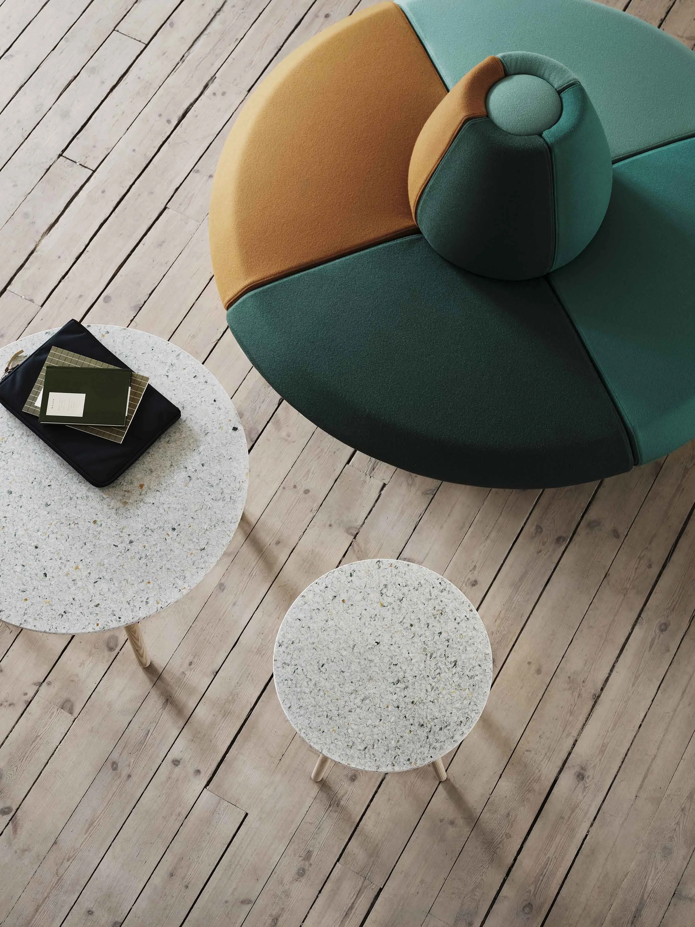 Spino_Seating_SofaModular_ScandinavianSpaces_EnvironmentImage_12.jpg