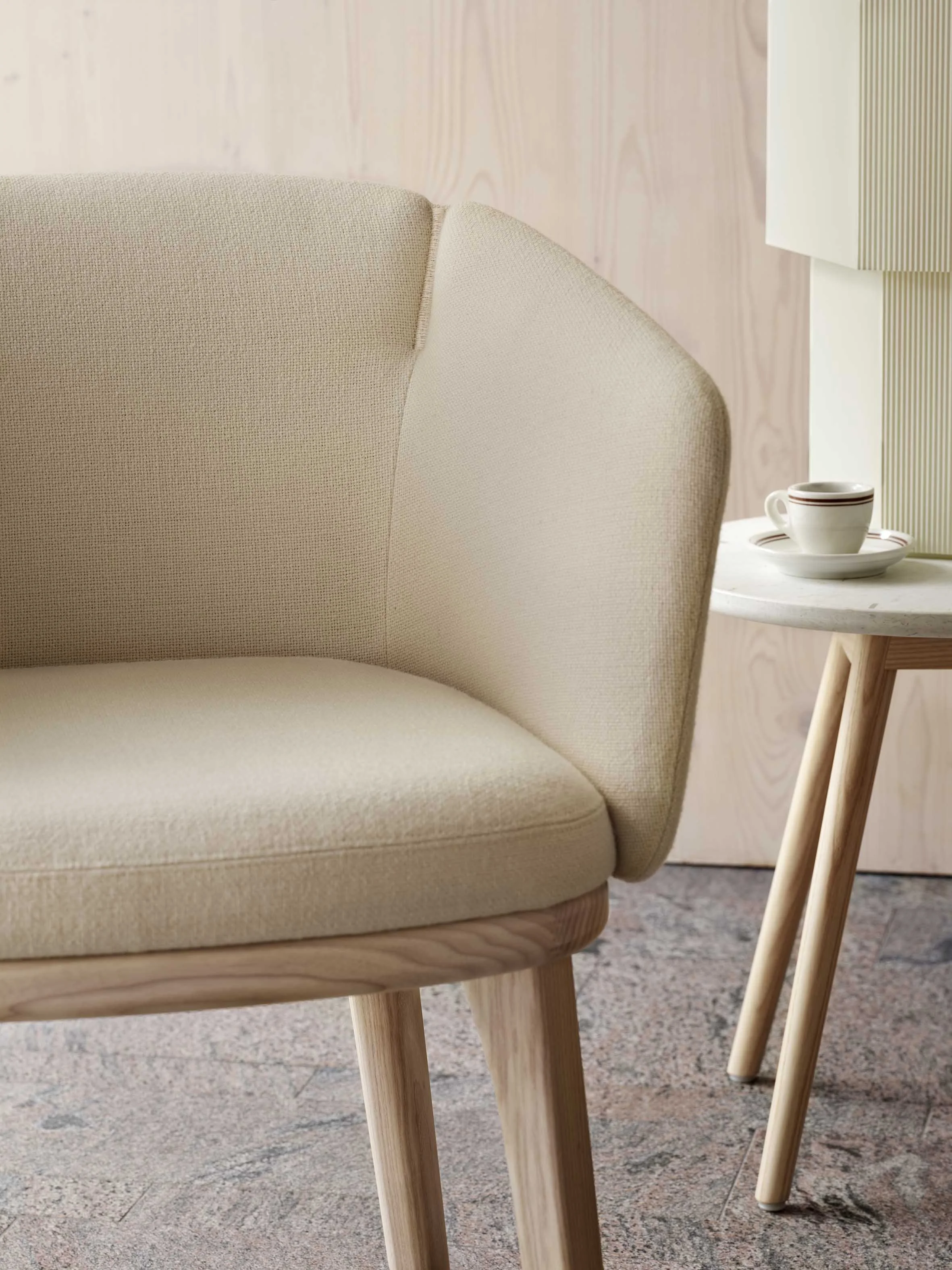 Central_Seating_GuestDining_ScandinavianSpaces_EnvironmentImage_3.jpg
