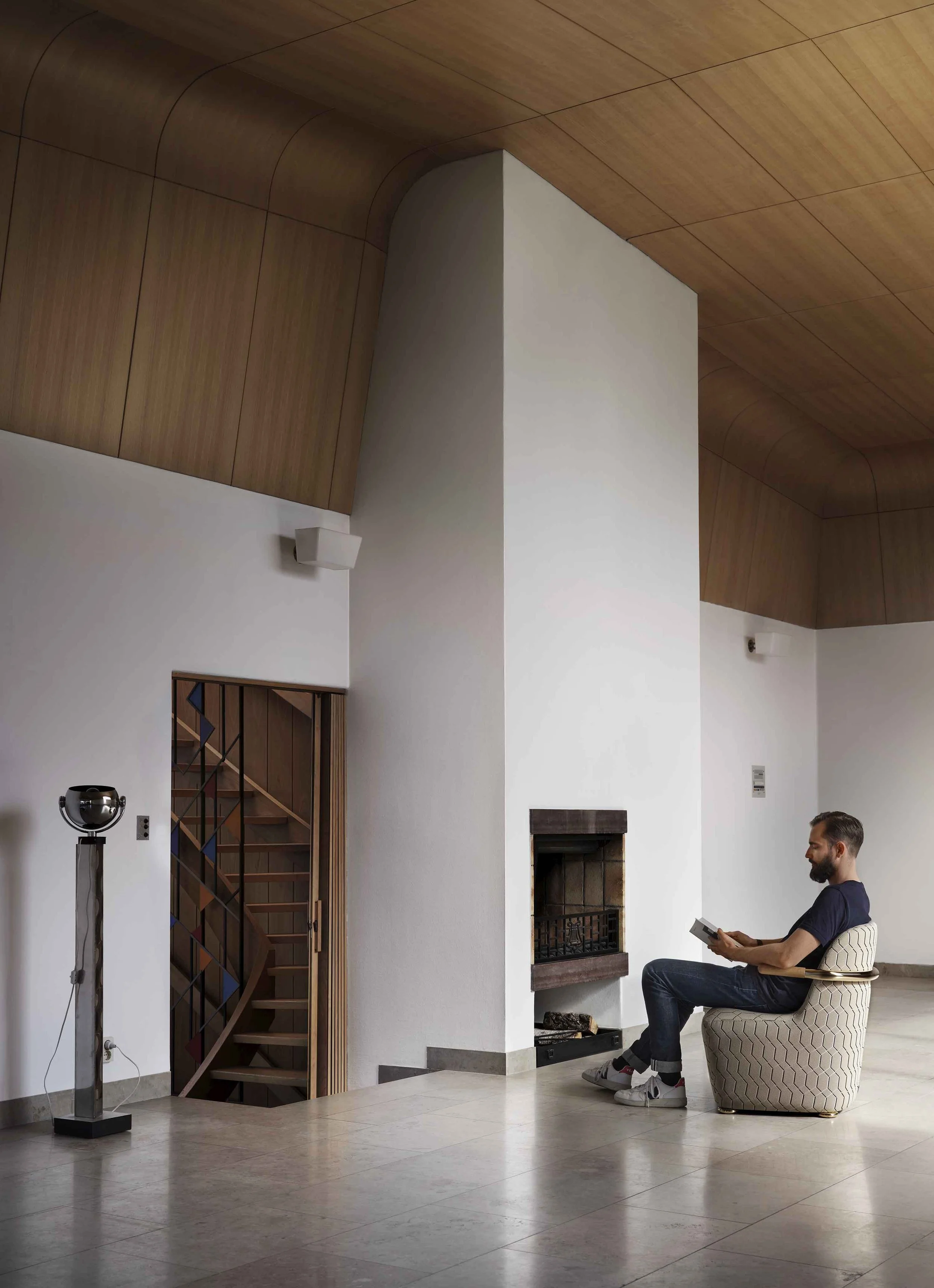 Jackson_Seating_LoungeChair_ScandinavianSpaces_EnvironmentImage_9.jpg