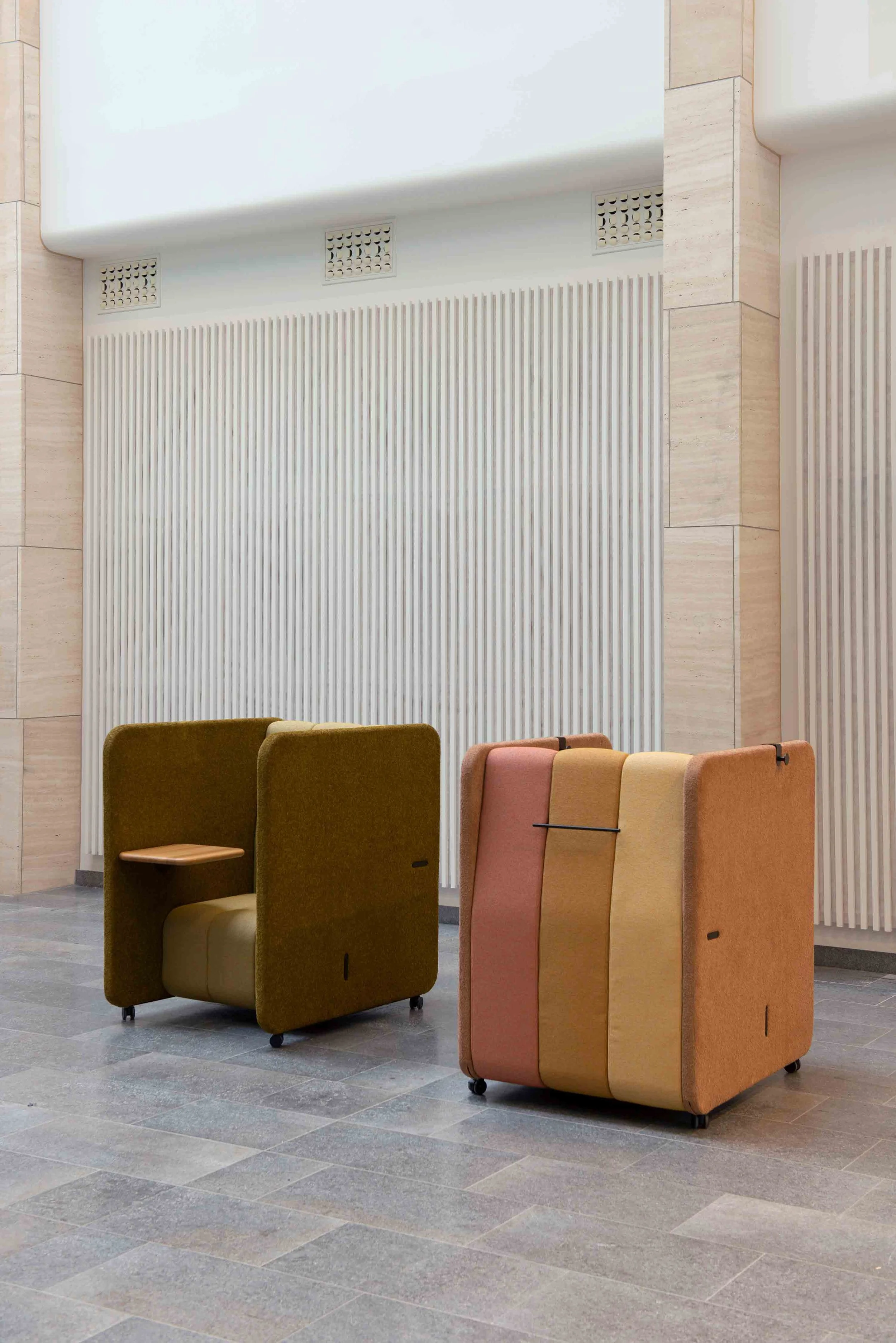 BOBBiz_Seating_SofaModular_ScandinavianSpaces_EnvironmentImage_10.jpg
