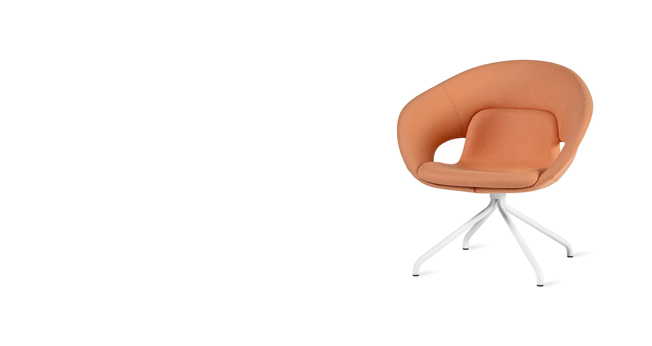 Deli_Seating_LoungeChair_ScandinavianSpaces_ProductImage_1.jpg