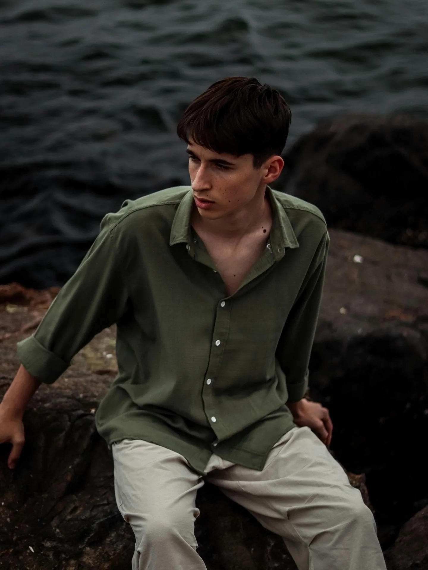 Muted tones. Cold air. Coastal Sweden in fall. 🍂🌊
Image: Pexels