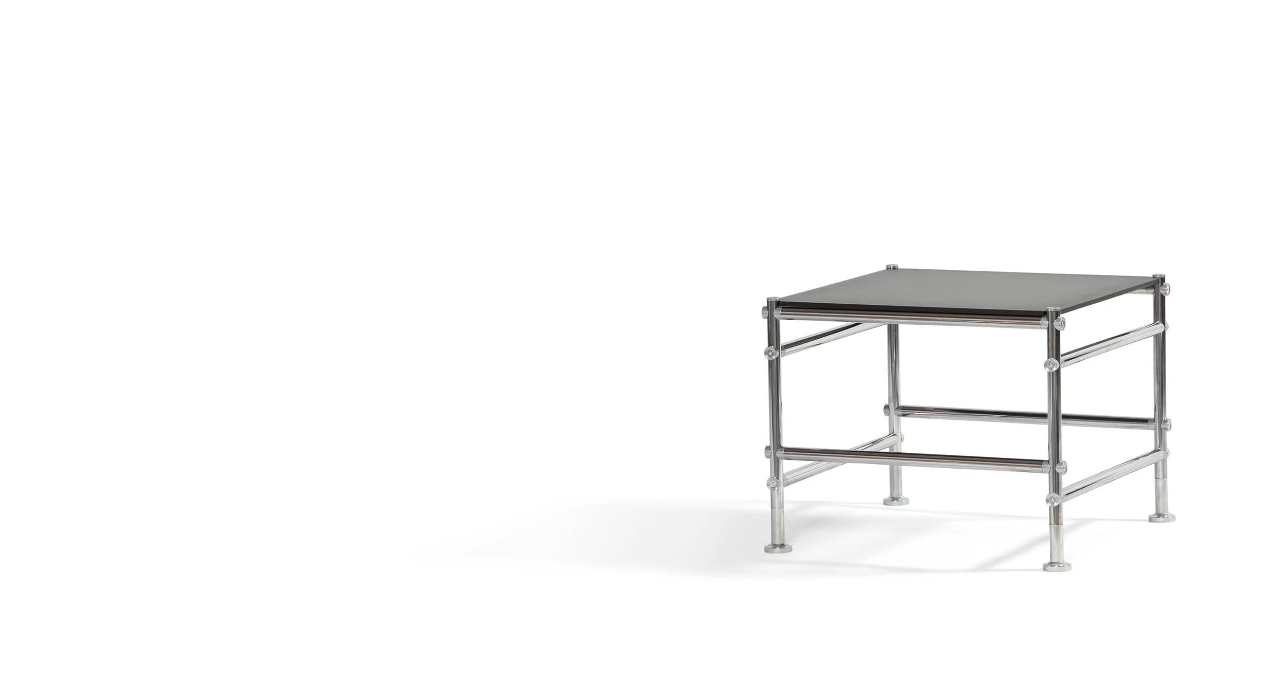 Able table_ScandinavianSpaces_1.jpg