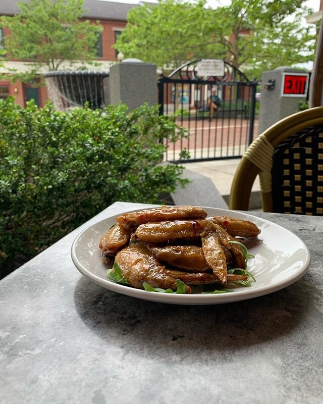 Tonight&rsquo;s special: Honey garlic wings! 8 wings for $8! Open until 9 tonight for reservations and until 8 for take out!