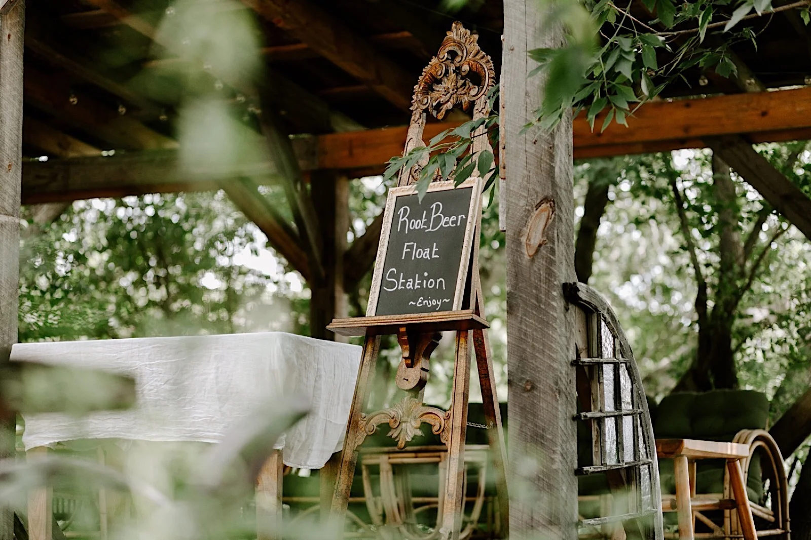 008_cmp-adam-addie-wedding-038_weddings.jpg