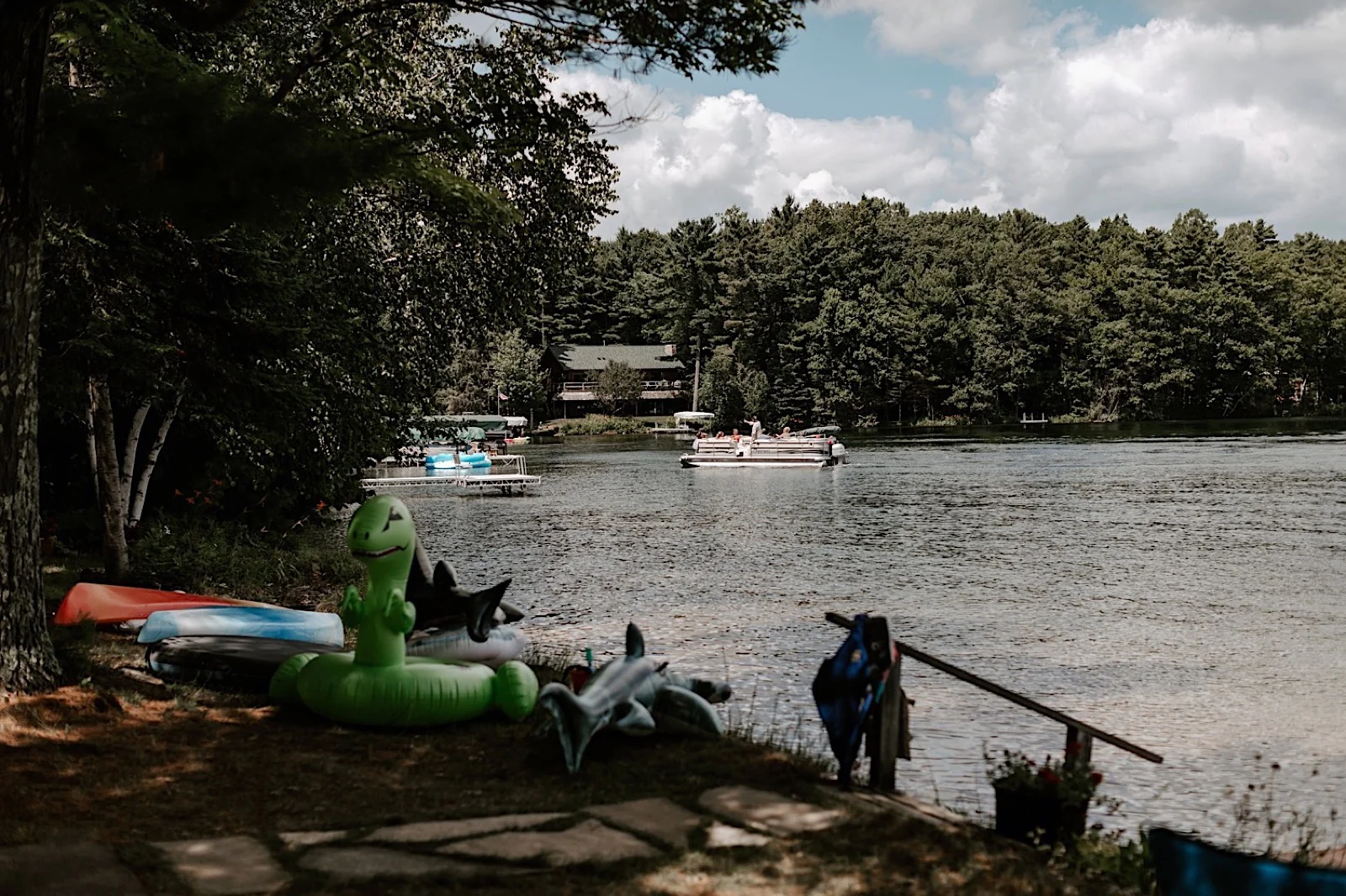 009_cmp-adam-addie-wedding-049_wisconsin_lake.jpg