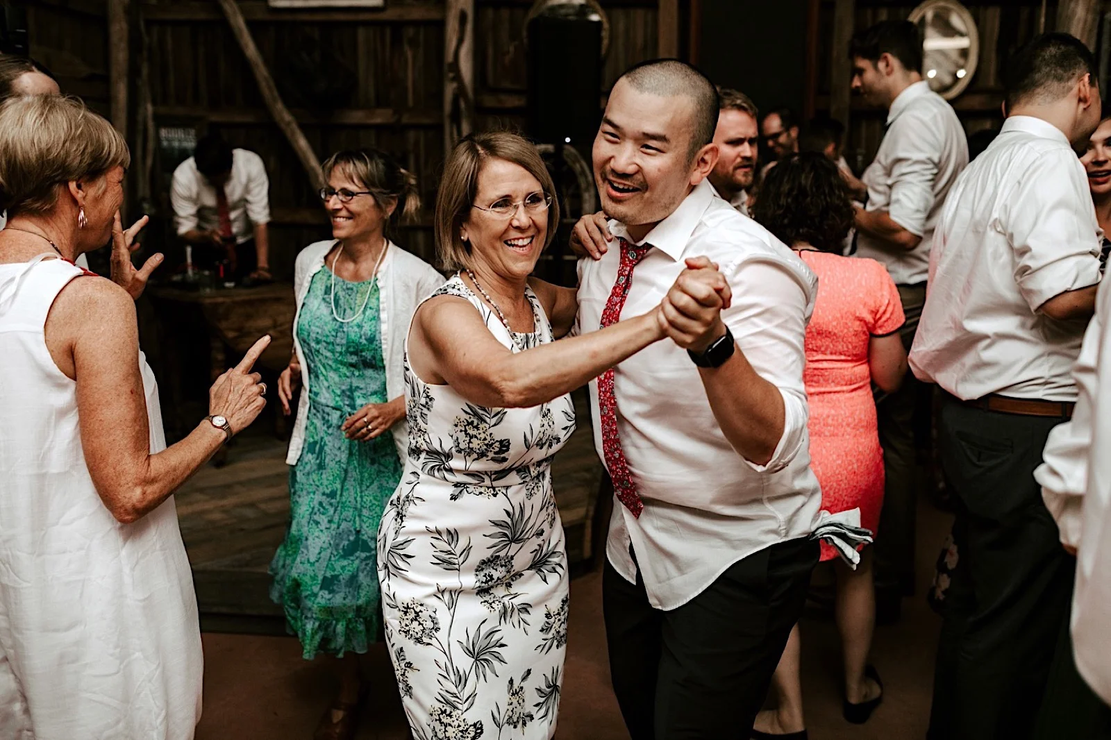 118_cmp-adam-addie-wedding-818.jpg