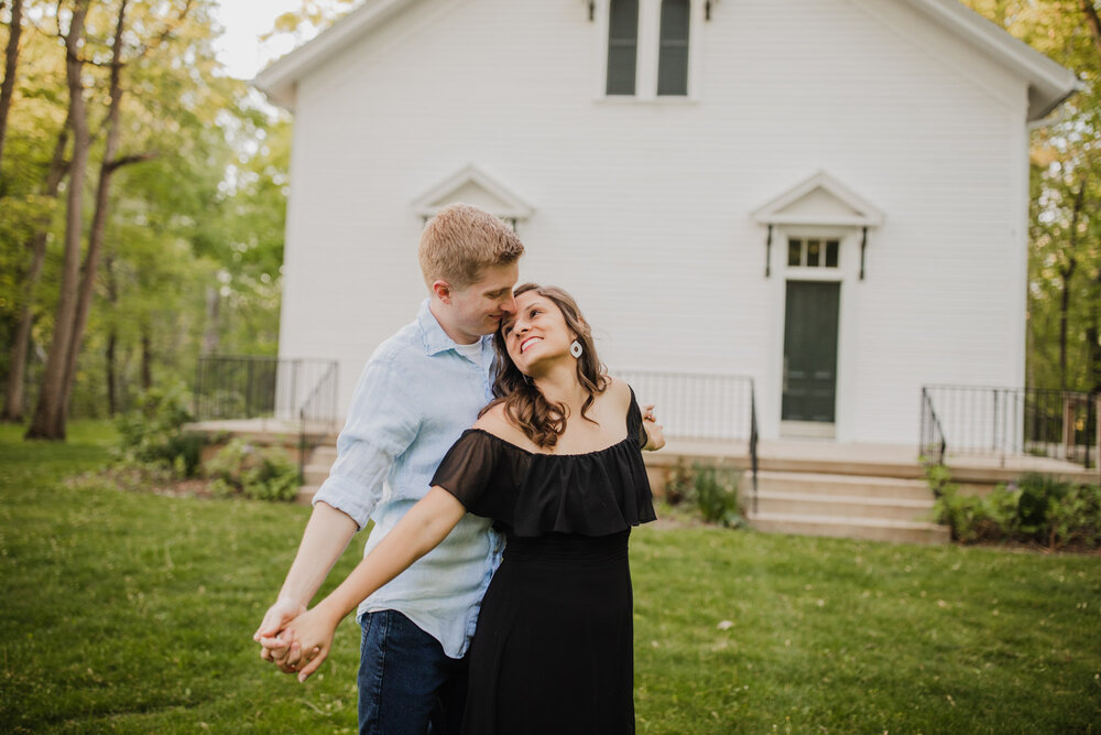 funks-grove-bloomington-illinois-engagement-session-25.jpg