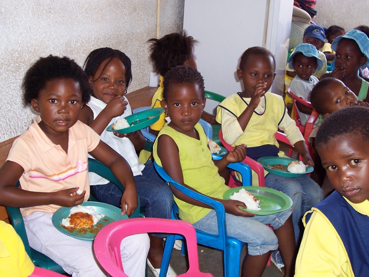 Creche kids eating.jpeg