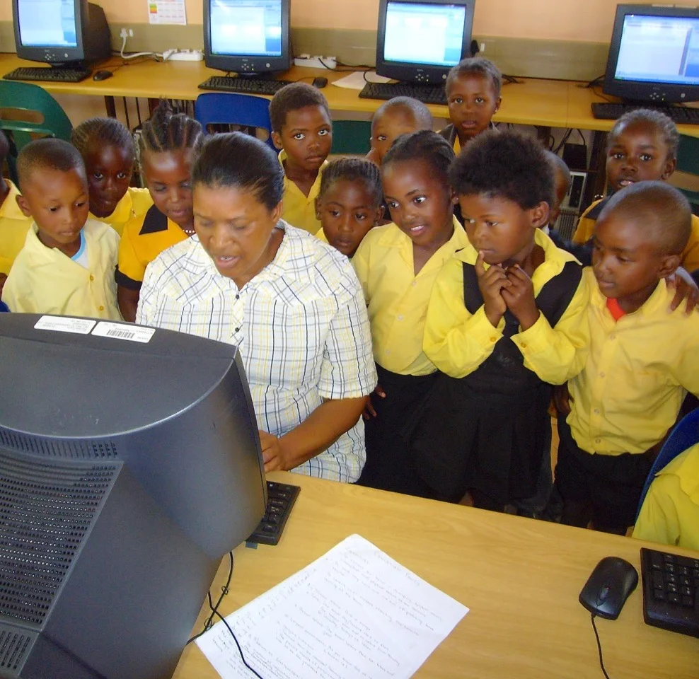 Baxter Donates Computer Lab