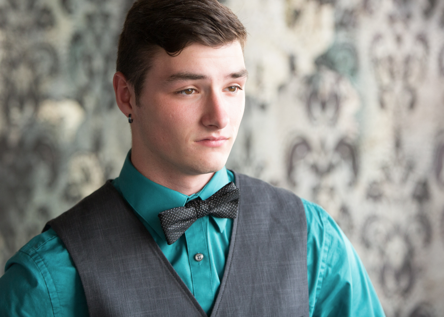 Portrait-HIgh-School-Seniors-boy-young-man-with-bow-tie-looking-concerned-203.jpg