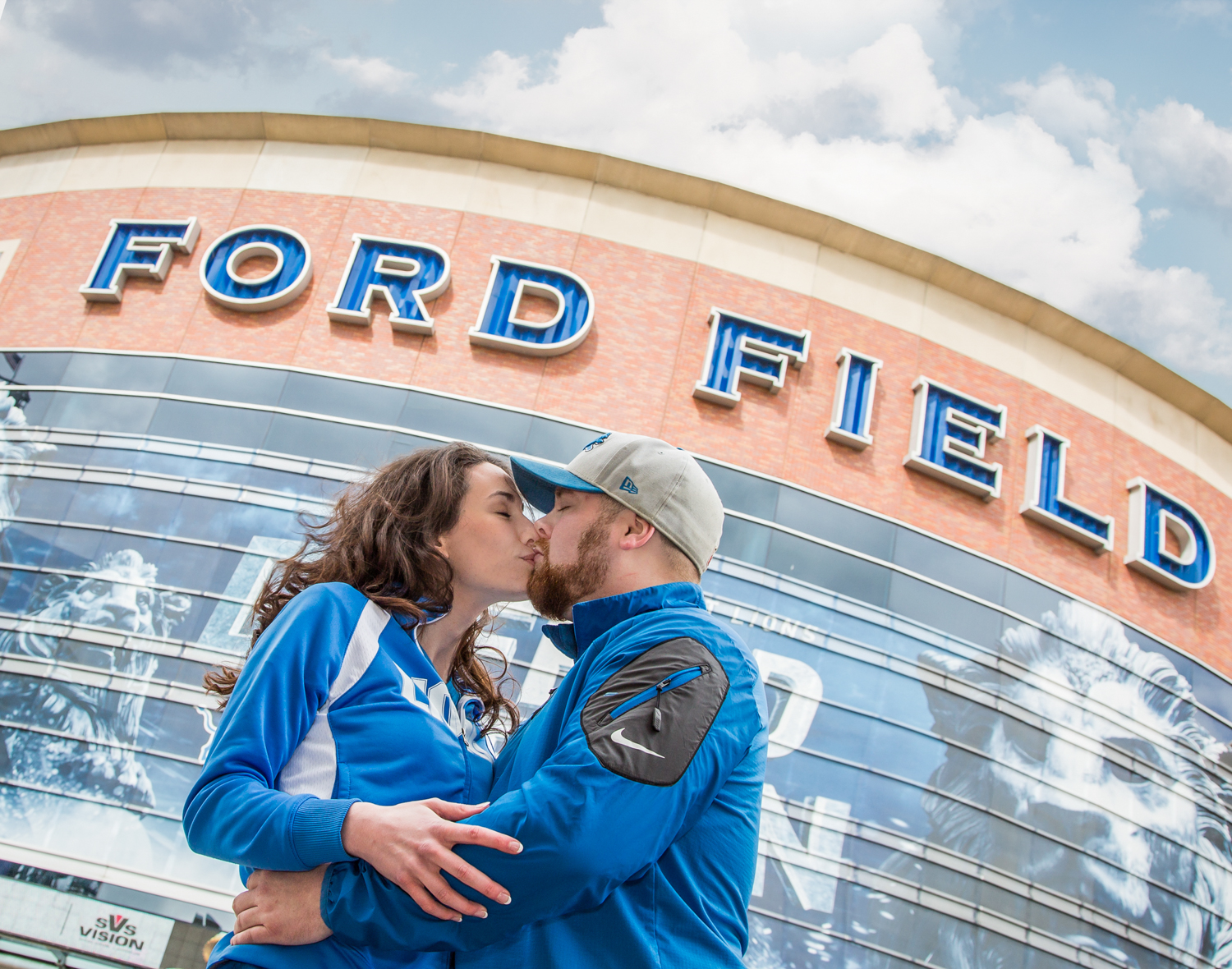 Portrait-Engagement-man-and-woman-portrait-at-ford-field-169.jpg