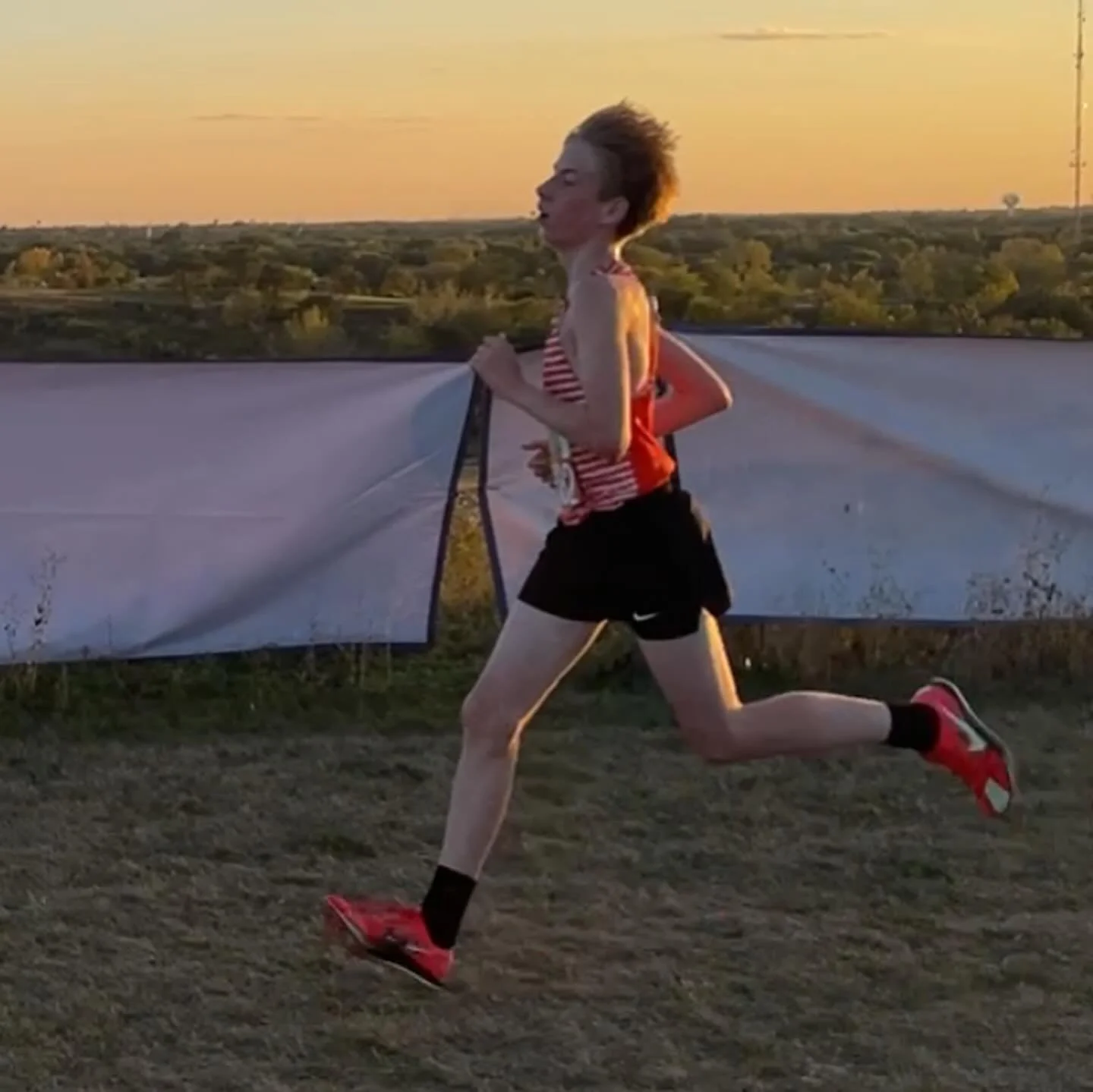 Each week Ethan tries to run faster - or further (depending on the meet distance) - tonight he did both with a 3-mile PR under 18 minutes! On top of that, he waved as he flew past my best time as a freshman! 
@herseyxctf Fresh/Soph team took second