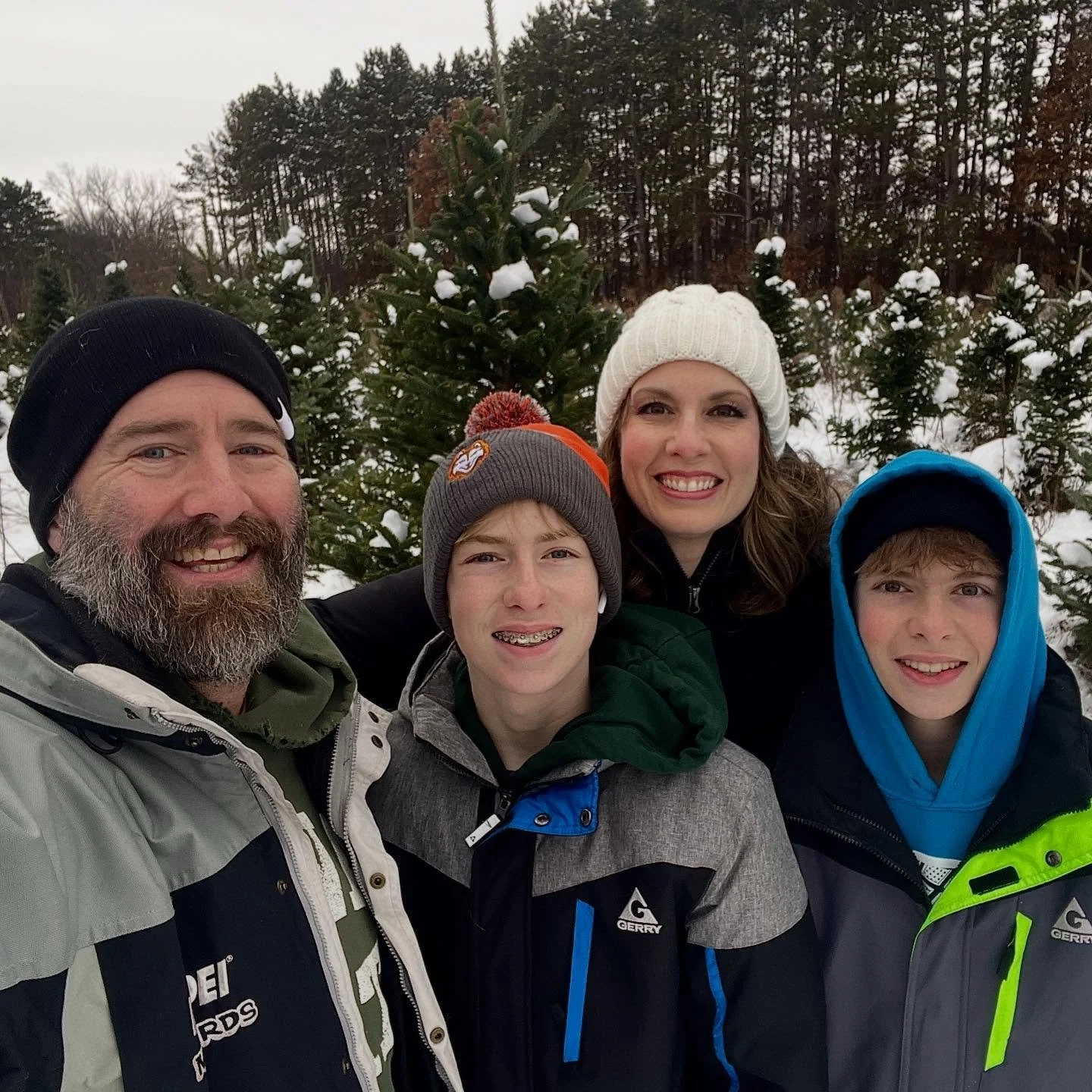 Our Christmas tree-dition continues!

Another trip to Williams Tree Farm for a tree and to see the new puppies - capped off with a stop at Georgio&rsquo;s on the way home.