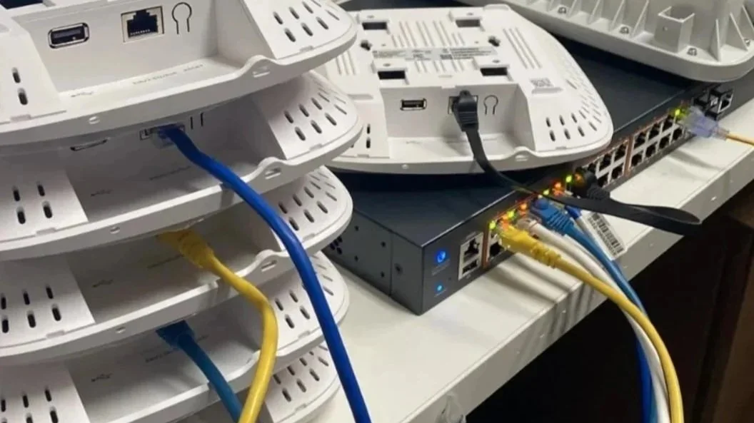 Stacked WiFi access points on switch