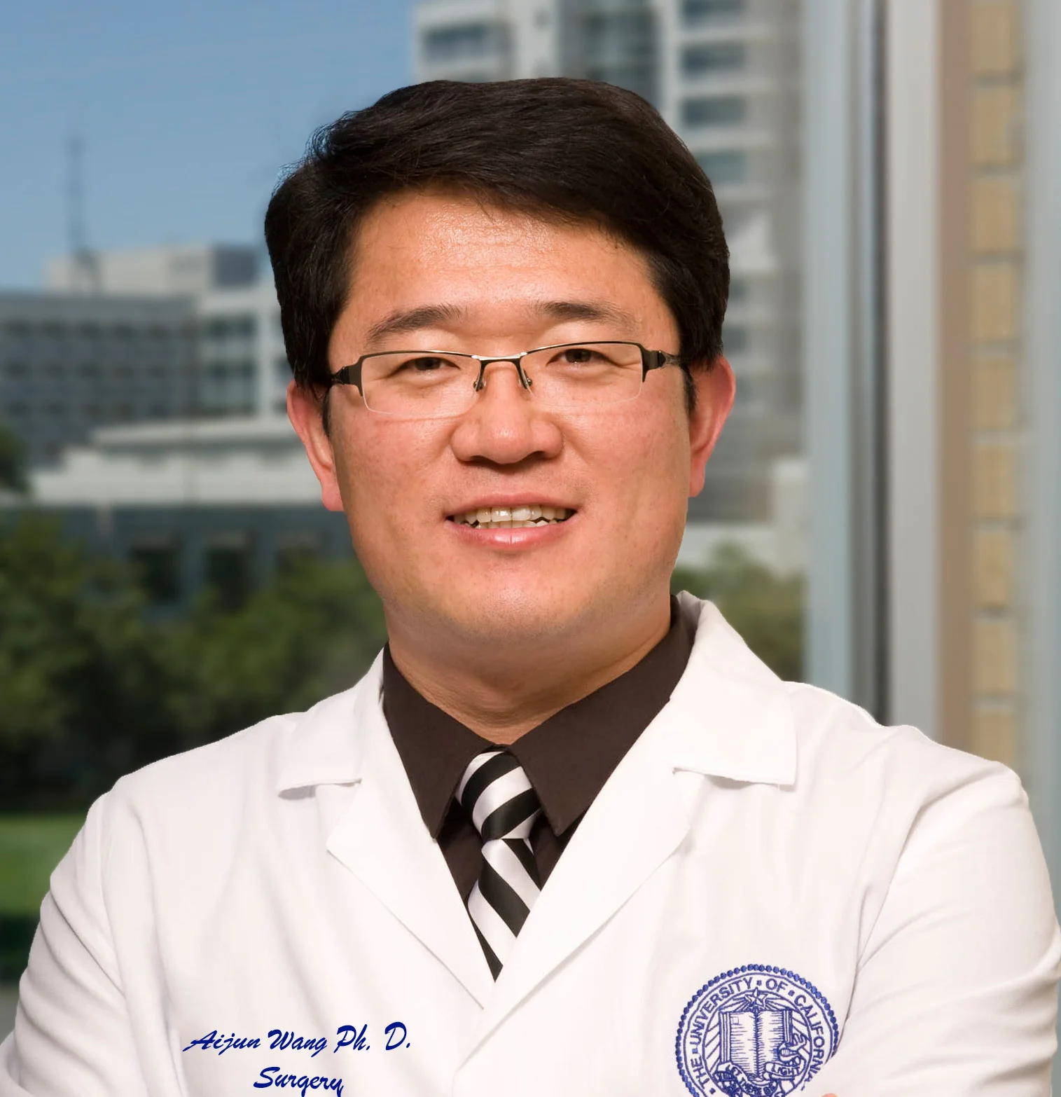 Aijun Wang Headshot.jpg