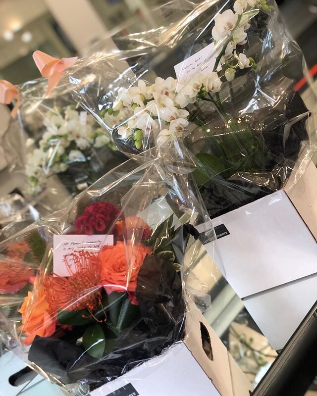 Feels so good to be home! 
Successful first day back. We are ecstatic to be back in action and cannot wait to see you all! 
Thank you @apricot_flowers &amp; @mimifederer @andrea.fed for these gorgeous flowers! We are so spoiled 😍💖