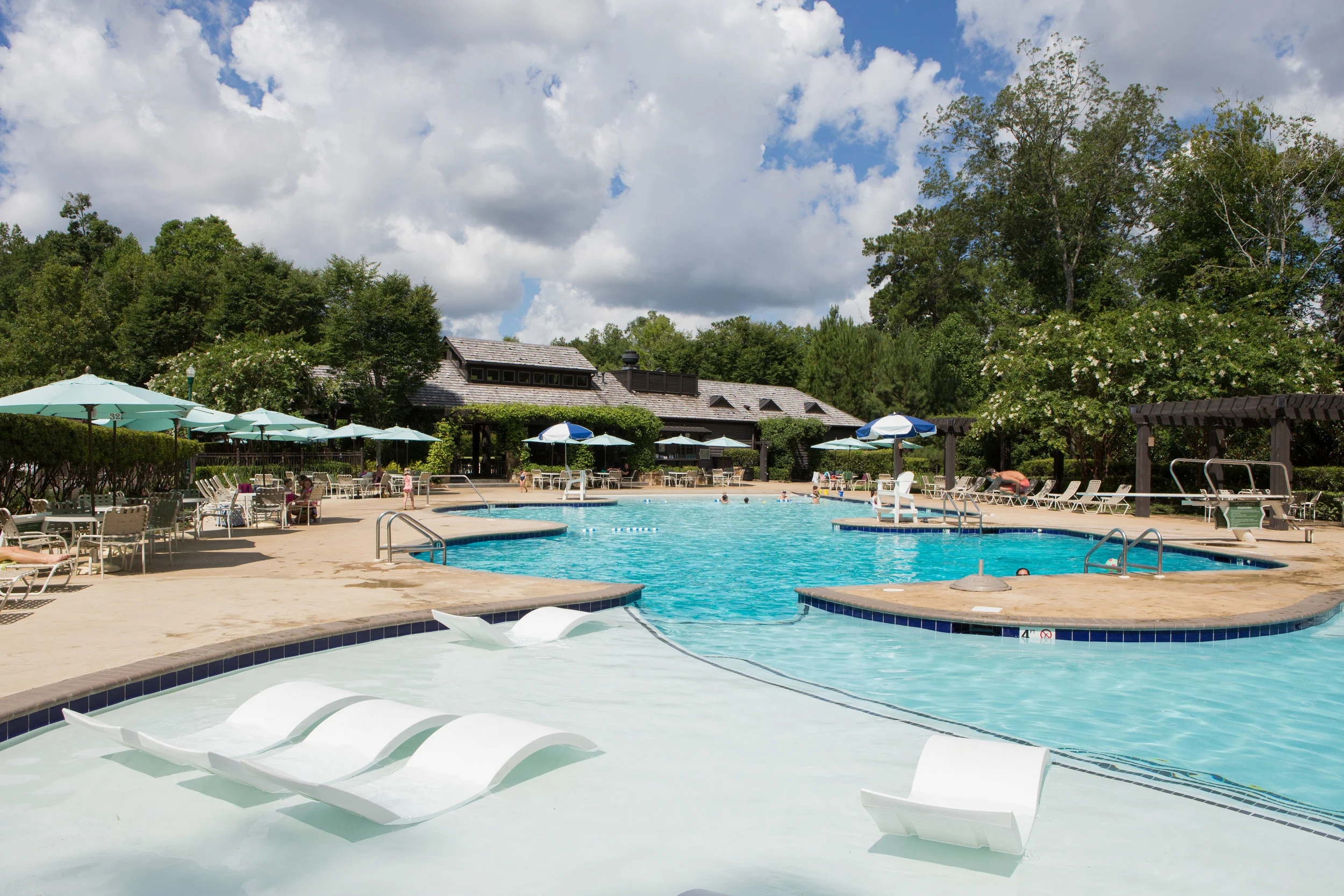 POOLS & CABANA GRILL