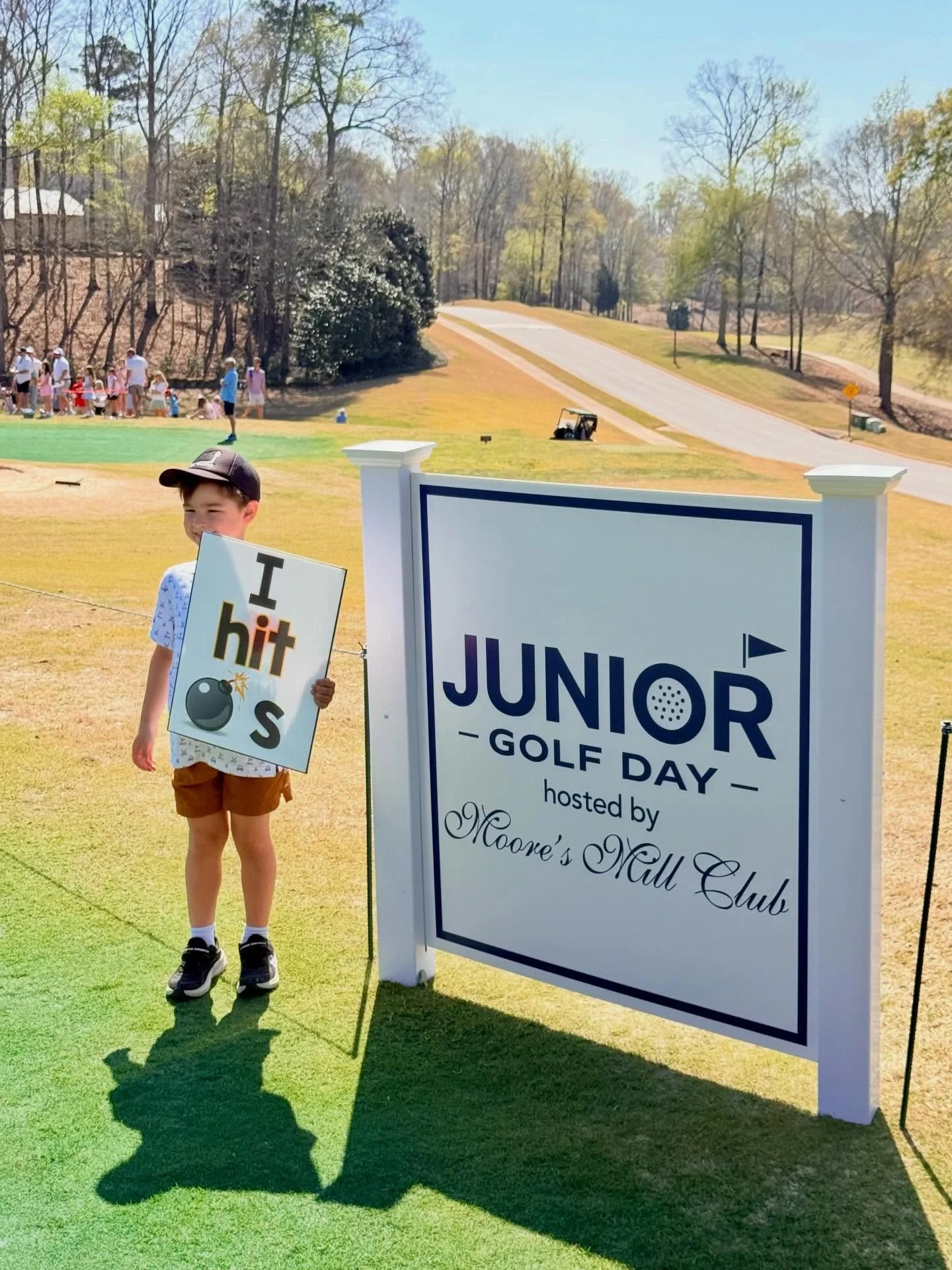 A beautiful day hosting our Annual Junior Golf Day! ☀️🏌️A big thank you to everyone who came out to support and learn about our amazing Junior Golf Programs! ⛳️ We hope you all had as much fun as we did! 

#mooresmillclub #juniorgolf #auburnal #loca