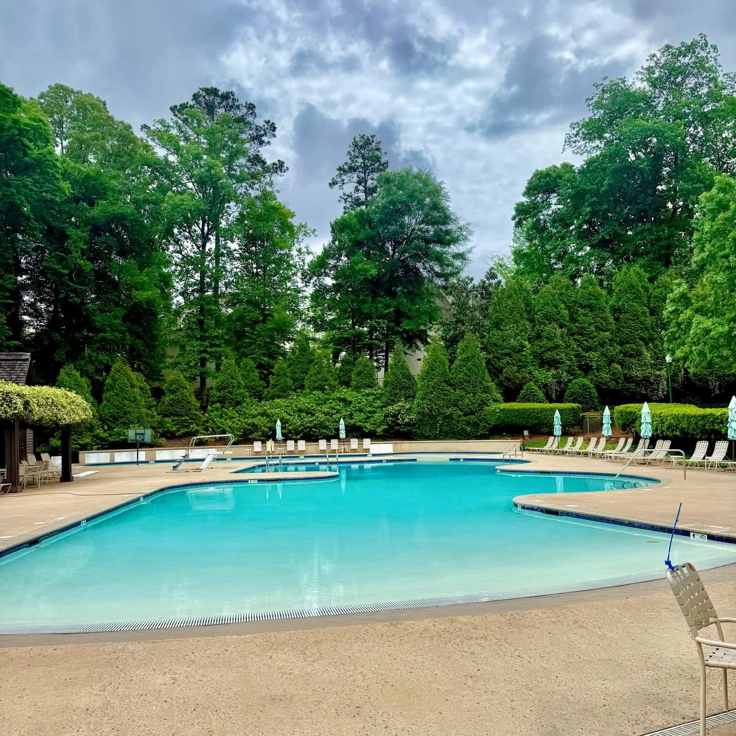 Pool Season is {almost} HERE! 🏊🩵☀️ 
We are so excited to open the pools for the season starting TOMORROW, May 1! 

Looking forward to a fantastic summer poolside at MMC! Who&rsquo;s ready?! 😉

#mooresmillclub #summervibes☀️ #poolseason #auburnalab
