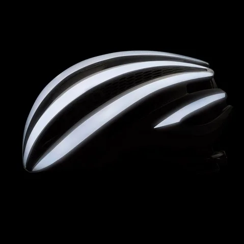 Giro Synthe Black Flash Lit Up.jpg