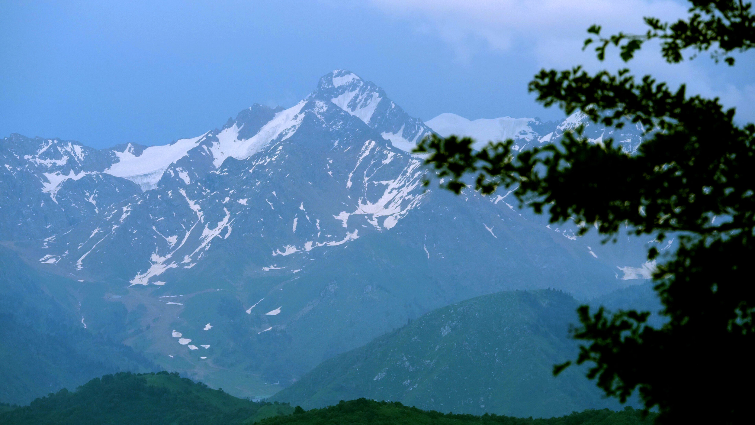 almaty mountains.jpg