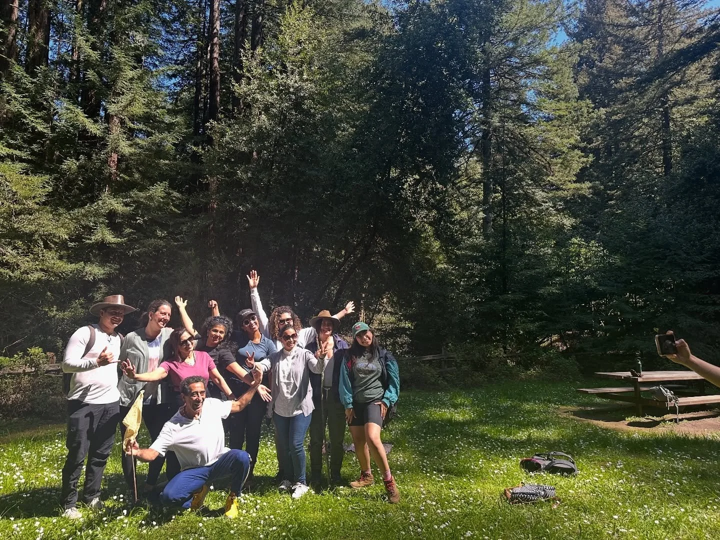 Post healing hike group photos are always the best 🥹 
Cause we do all this intense healing and releasing work, get vulnerable, have major ah-ha moments, and process some deep stuff! Then at the end when we close and give gratitude it&rsquo;s like we