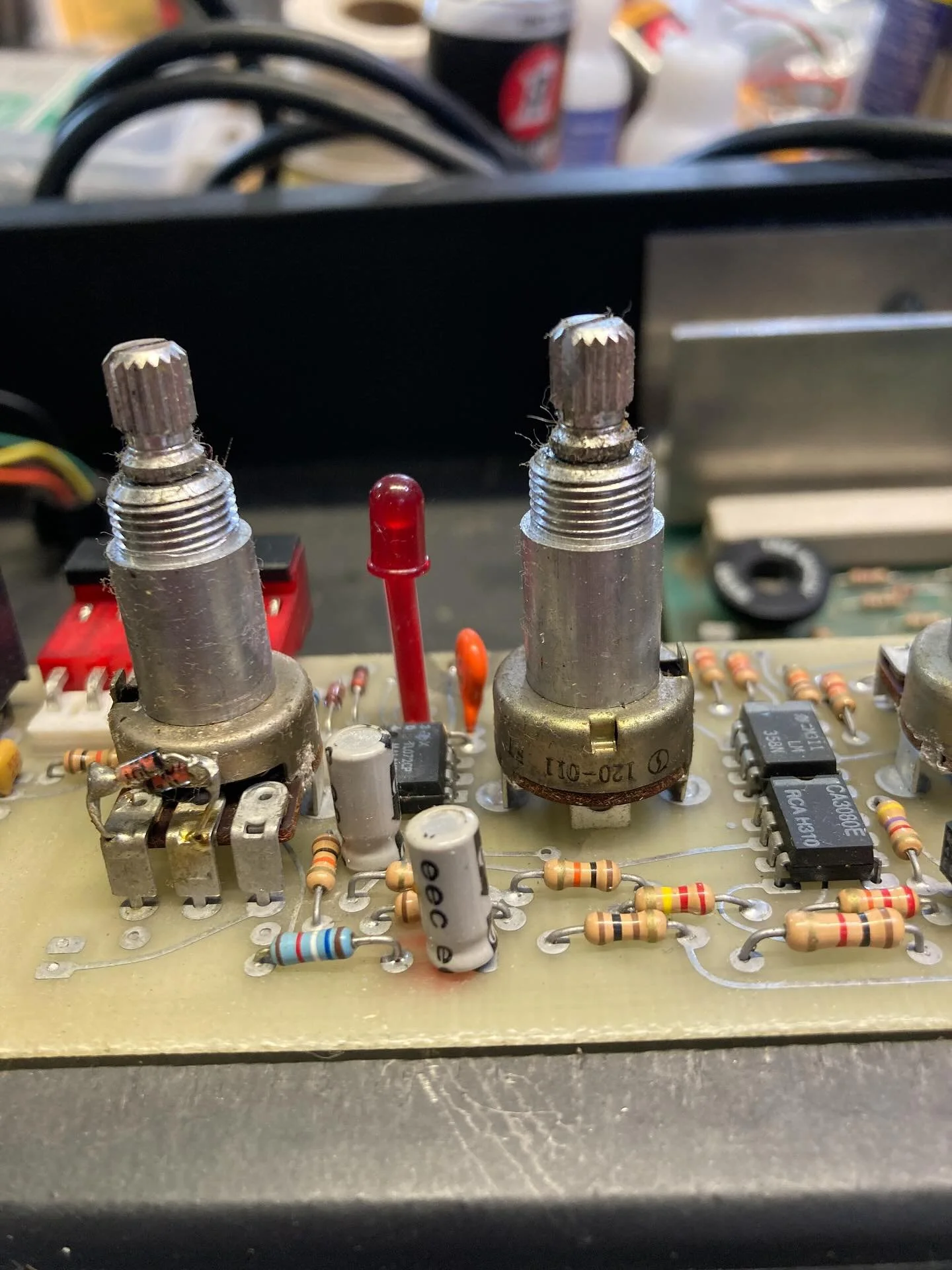 It&rsquo;s certainly a curious find. JMF amplifier. #amplifier #guitar