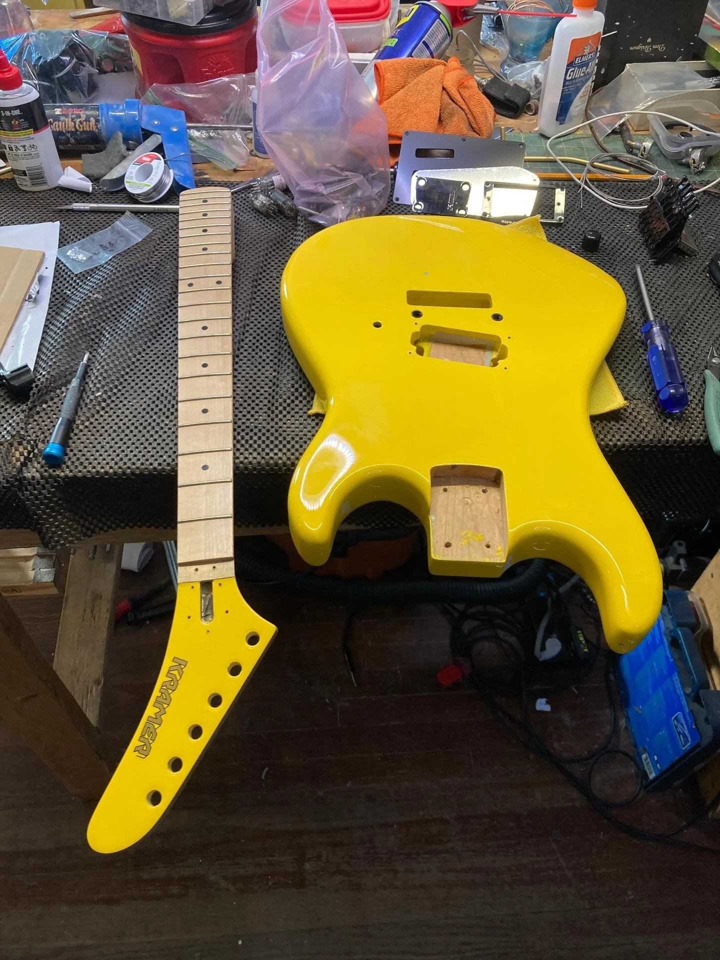 On its way for some sporty changes. #kramer #guitar