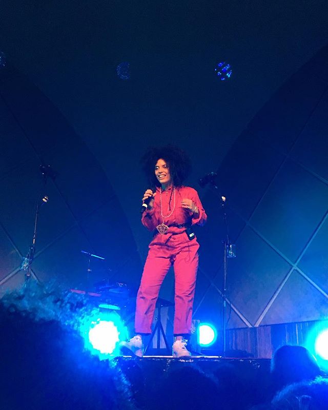 &ldquo;Whatever happens whatever happens (OH-HEY) we are deathless&rdquo; 🎶✨
&bull;
&bull;
&bull;
Still not over this night with @ibeyi2  while in #s&atilde;opaulo 💙💙💙💙
&bull;
&bull;
&bull;
Bonus note: Did you notice the #curls both on @oeil_l.k