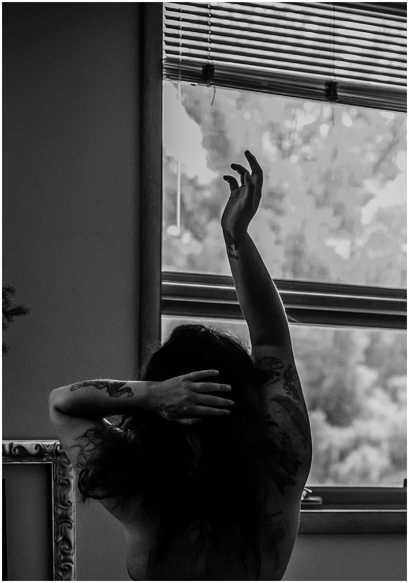 Inside a Drowning Mind // Kierra Josette Artistry //  Professional Boudoir Photographer 