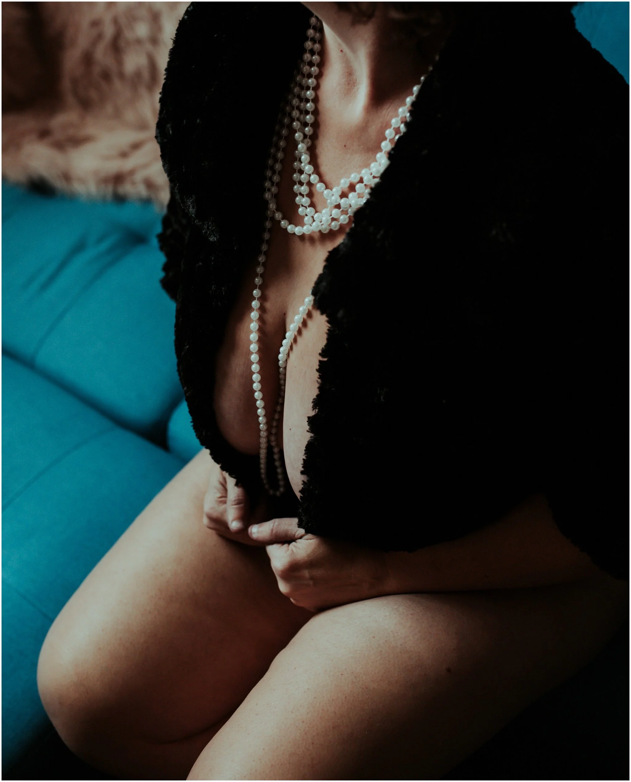 Pearl Love // Terre Haute, Indiana Professional Boudoir Photography Session // Kierra Josette Artistry