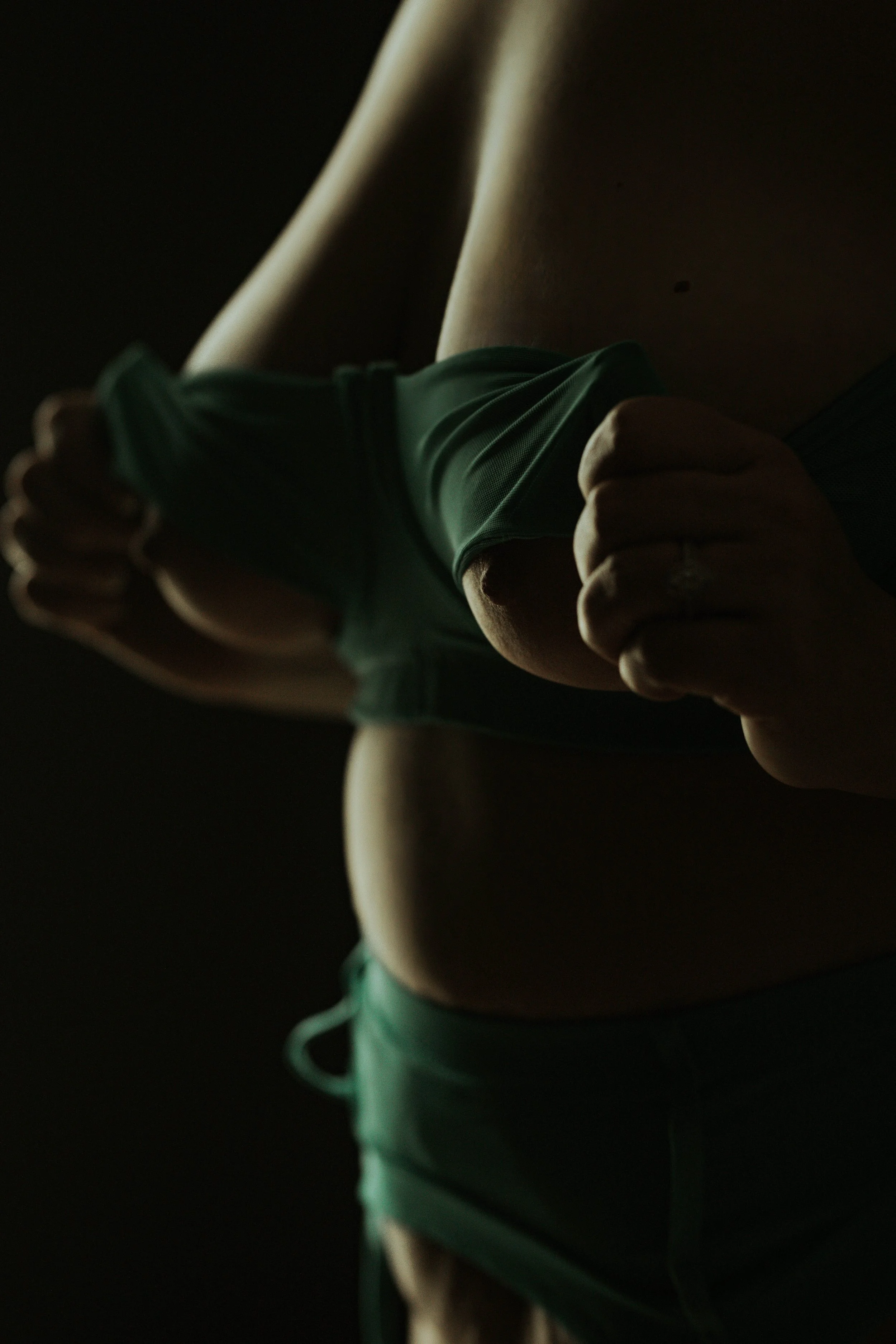 Indiana boudoir photographer capturing controlled light and contrast