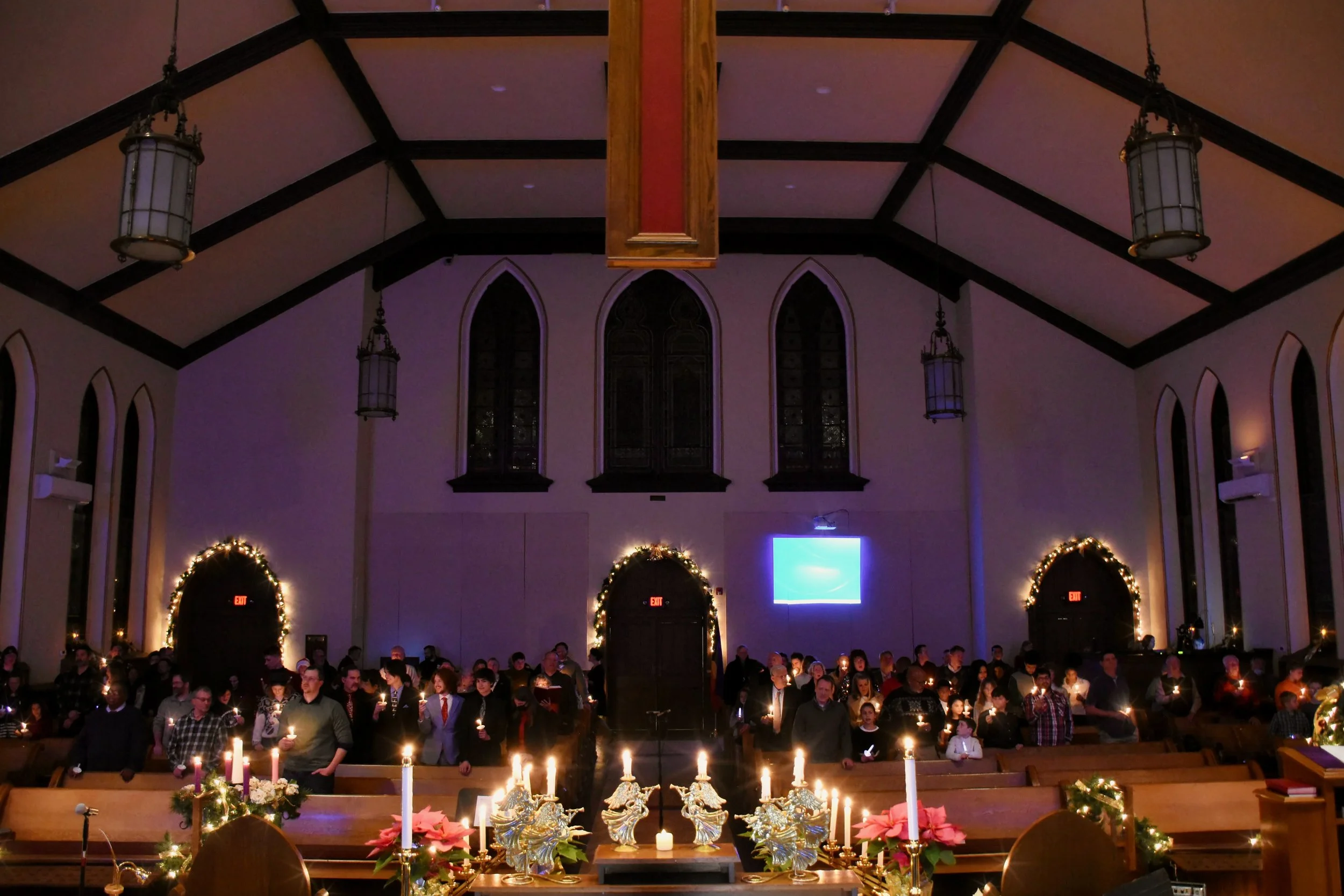 Call for Seasonal Singers!