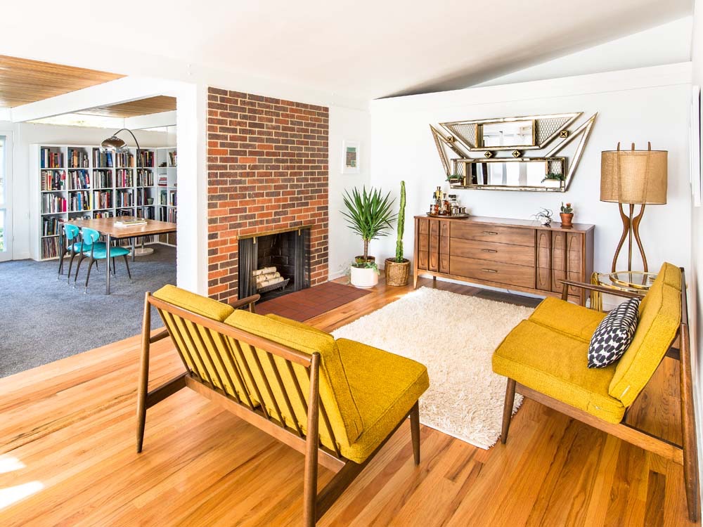 Living Room.jpg