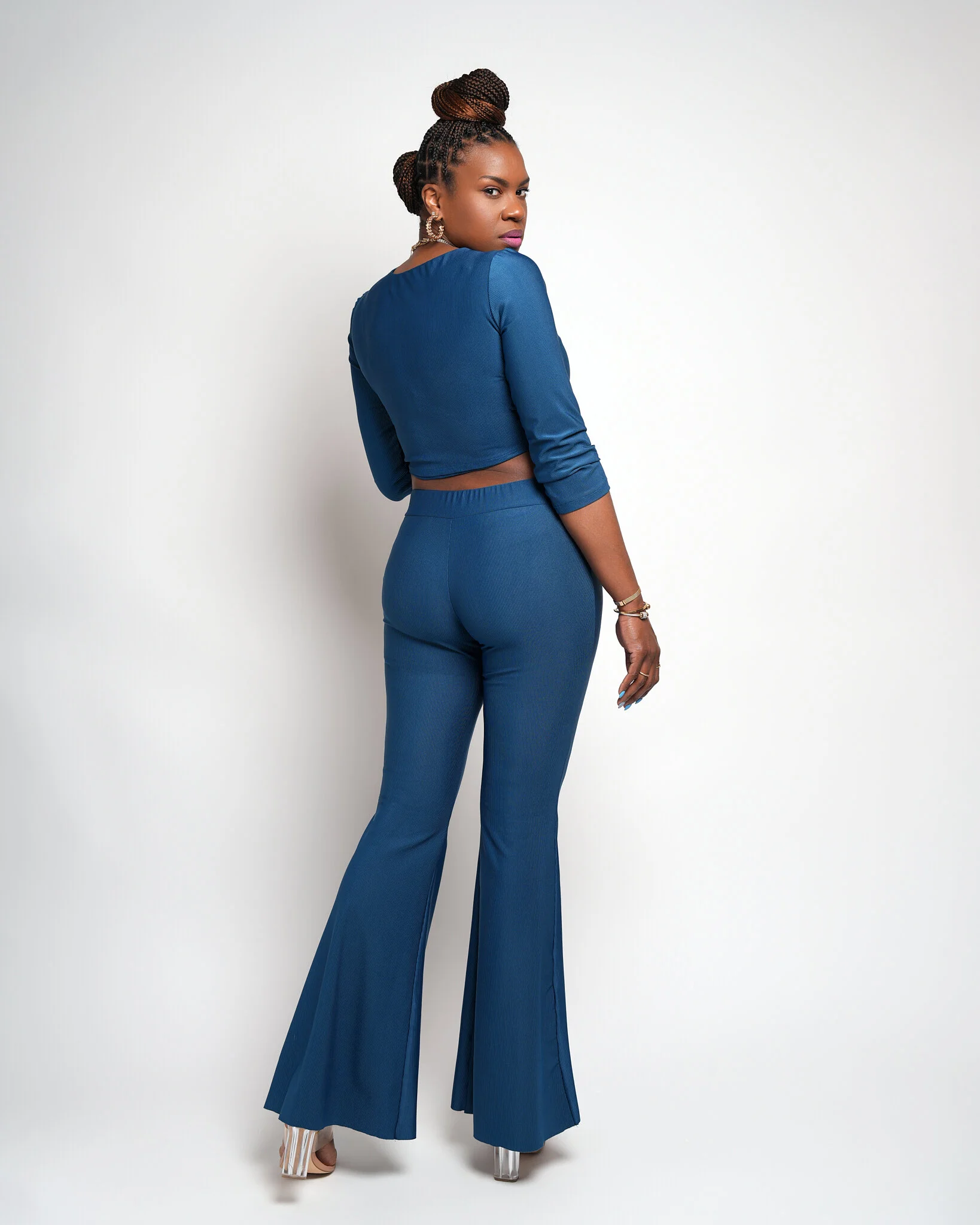 4B4CEECD-8F83-447B-B921-027554939293