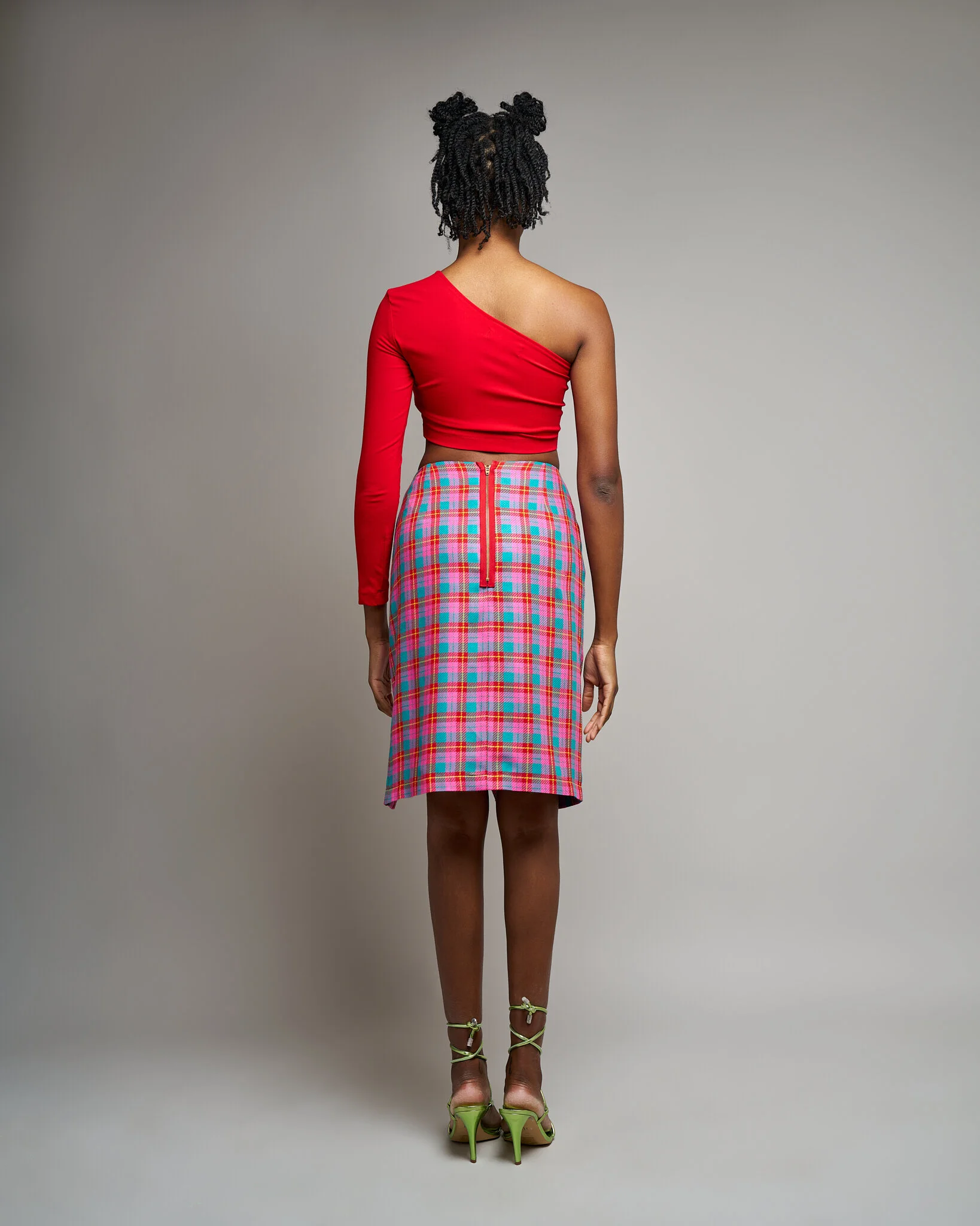 B56043A1-4C5C-4DB6-8562-9032134C6F65