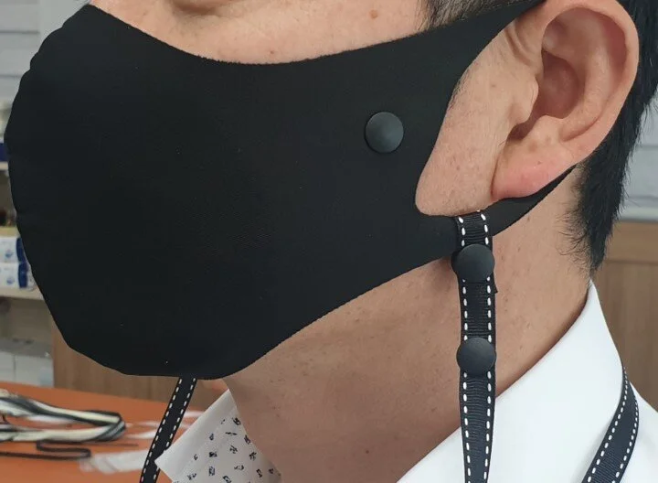 MaskStrapLifestyle1.jpg