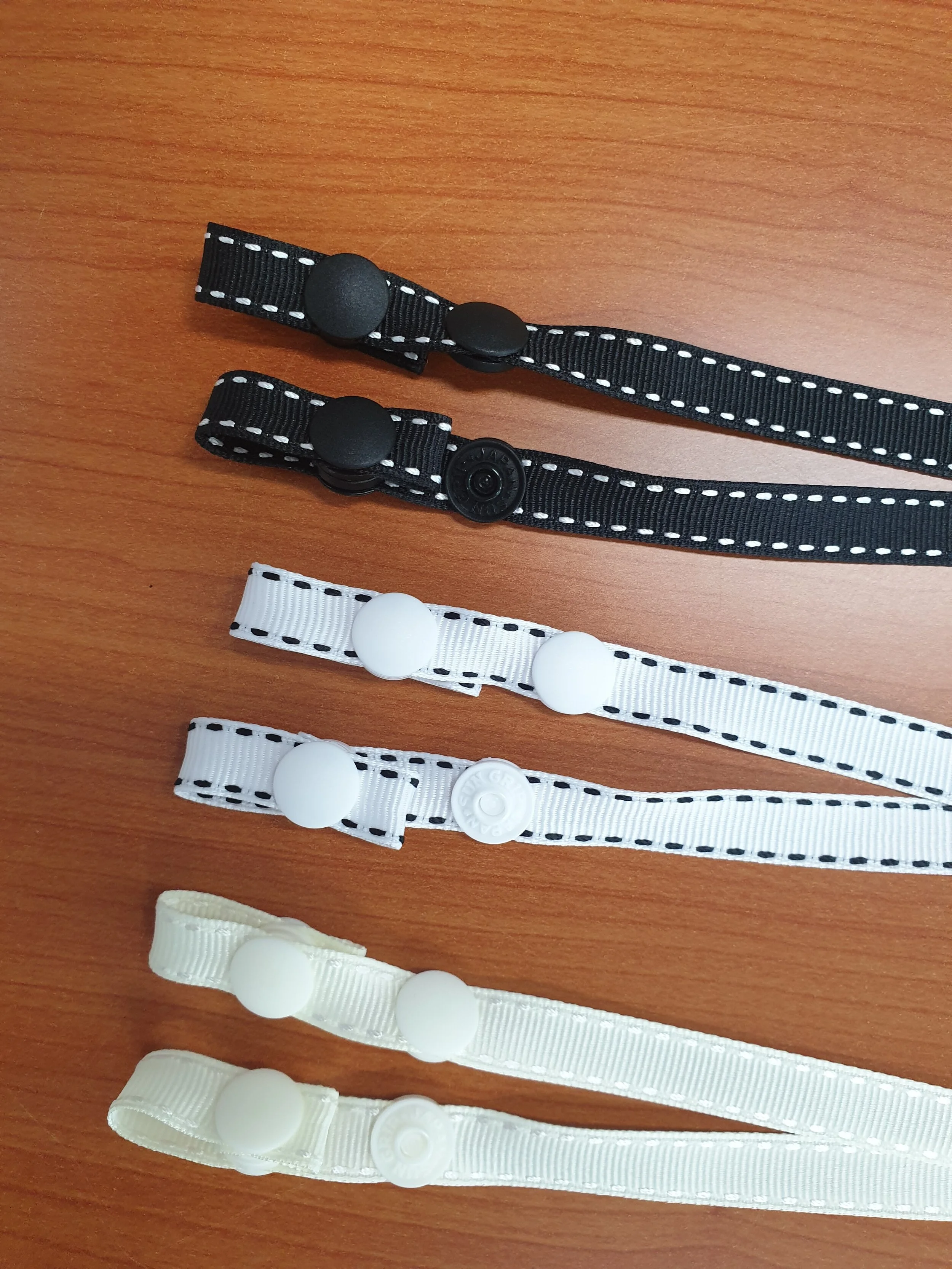 ZoomMaskStraps.jpg