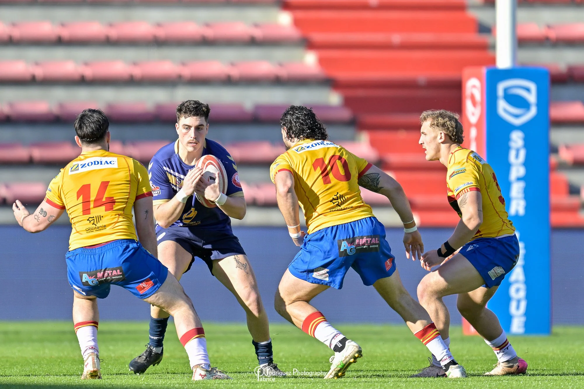 Score &agrave; la mi-temps du match Super XIII entre le TOXIII et St Esteve Dragons Catalans: 0-14

Association Toulouse Olympique XIII  FFR XIII - F&eacute;d&eacute;ration Fran&ccedil;aise de Rugby &agrave; XIII  Treize Mondial  Rugby &agrave; XIII 
