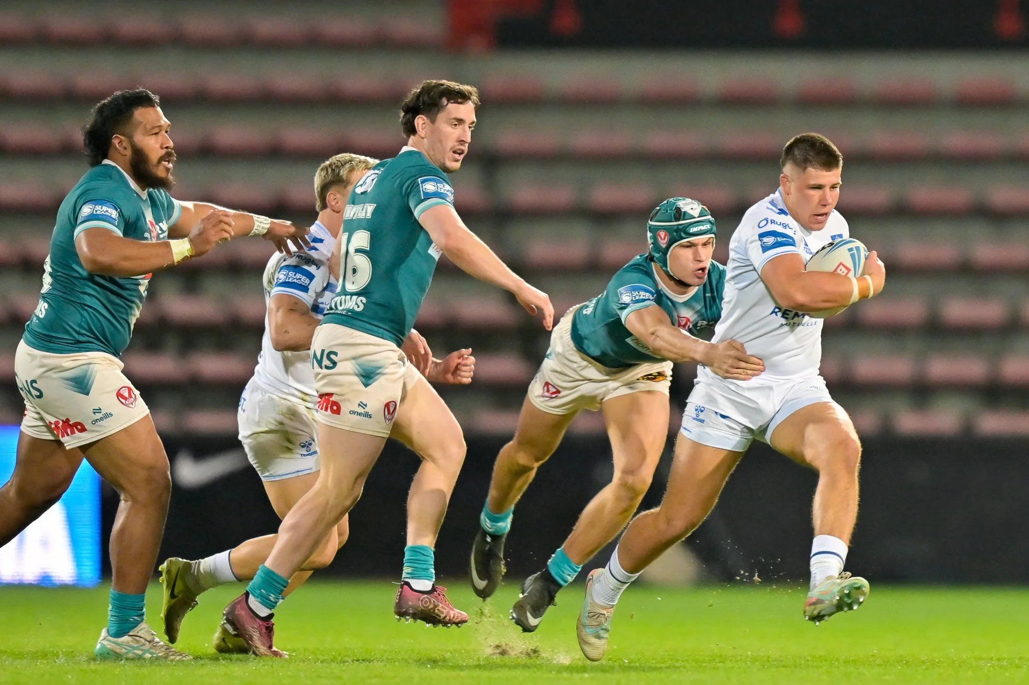 2025 Toulouse Olympique XIII vs St Helens - Rd5 70.jpg